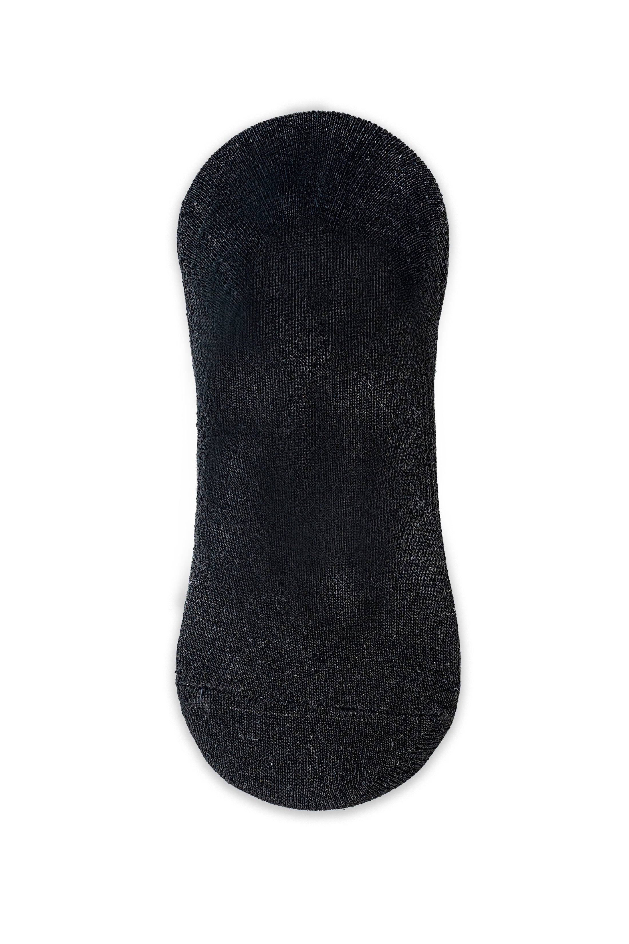 Black loafer sock with seamless toe and low-cut ankle