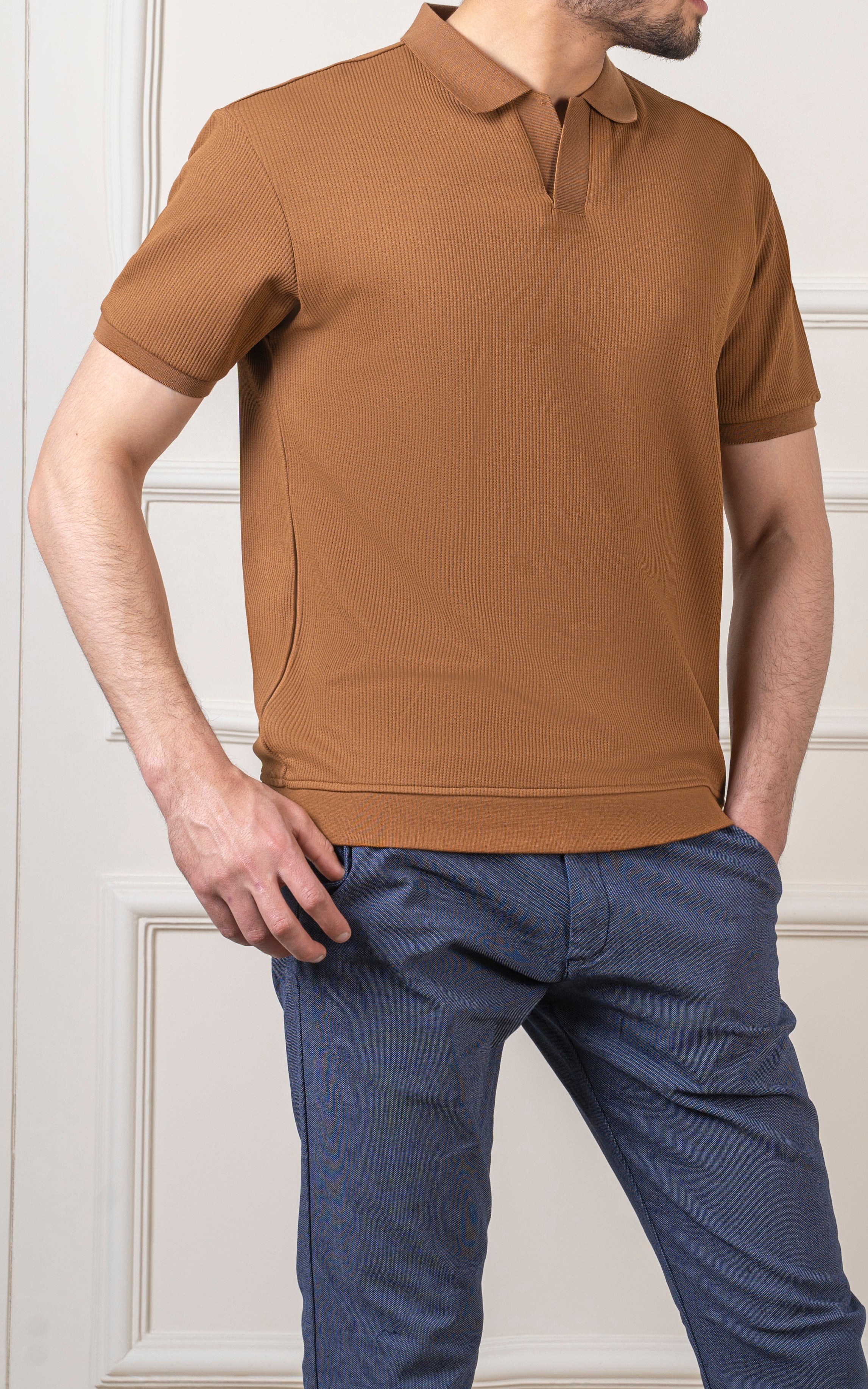 SOLID COLLAR V NECK POLO COFFEE