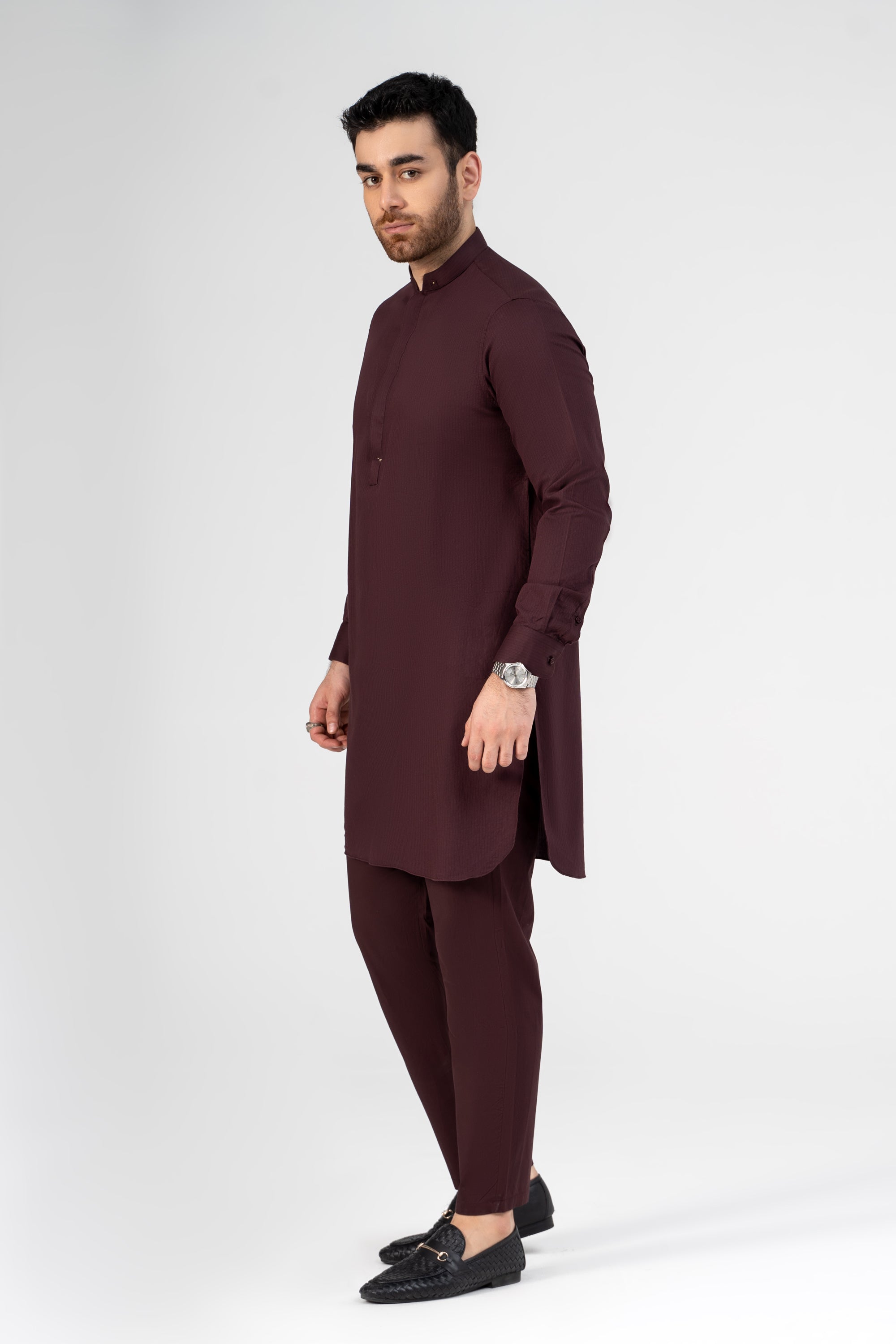 SELF DOBBY KURTA PAJAMA MAROON
