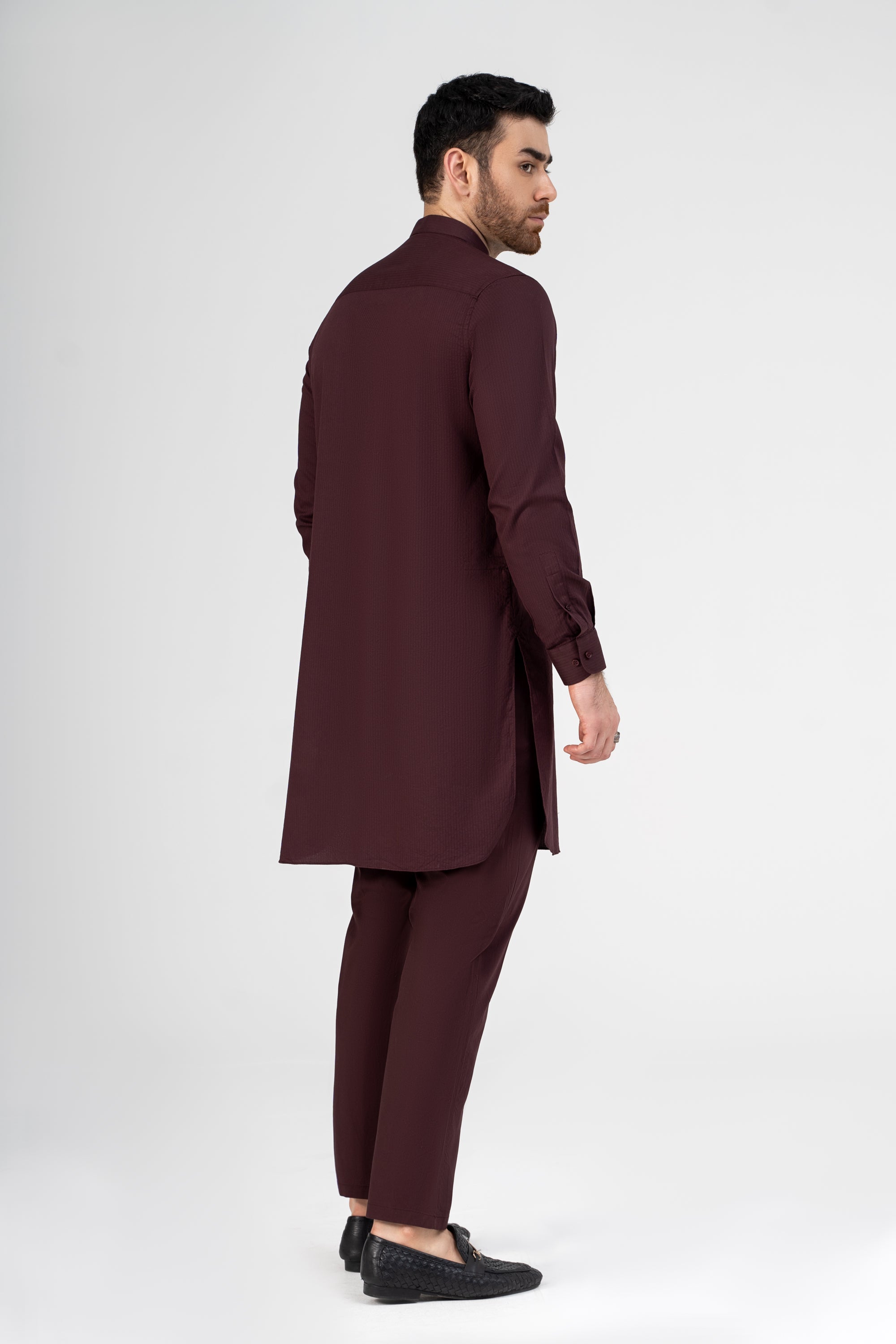 SELF DOBBY KURTA PAJAMA MAROON
