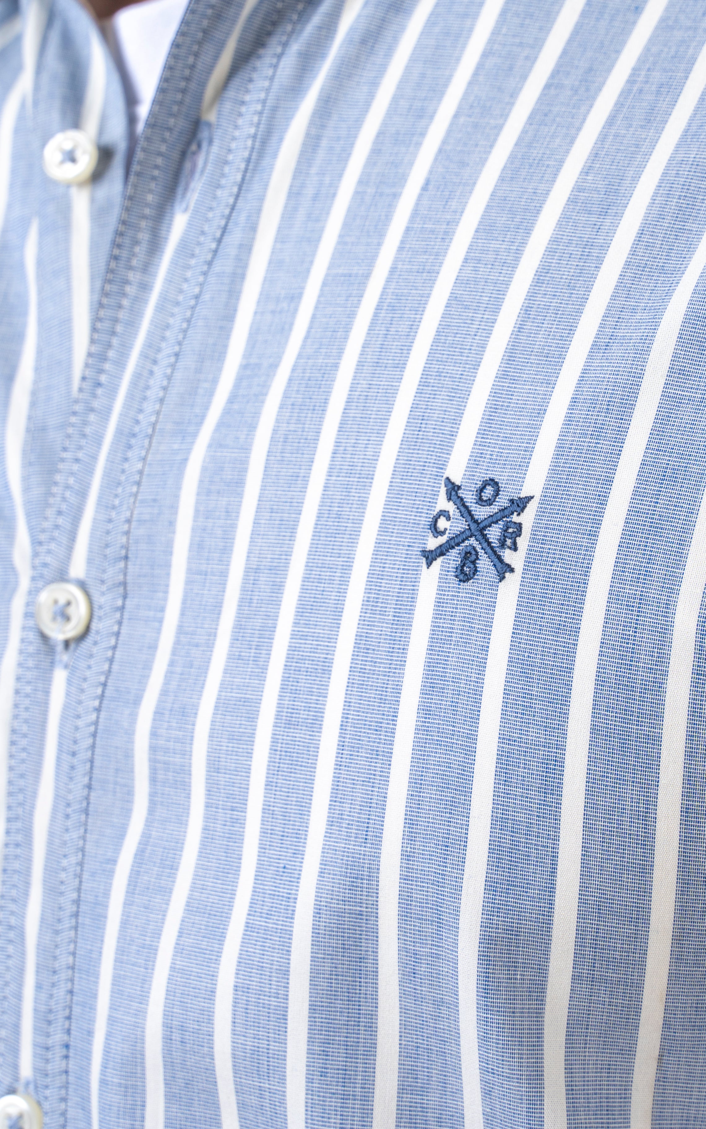 CASUAL SHIRT CHAMBRAY BLUE