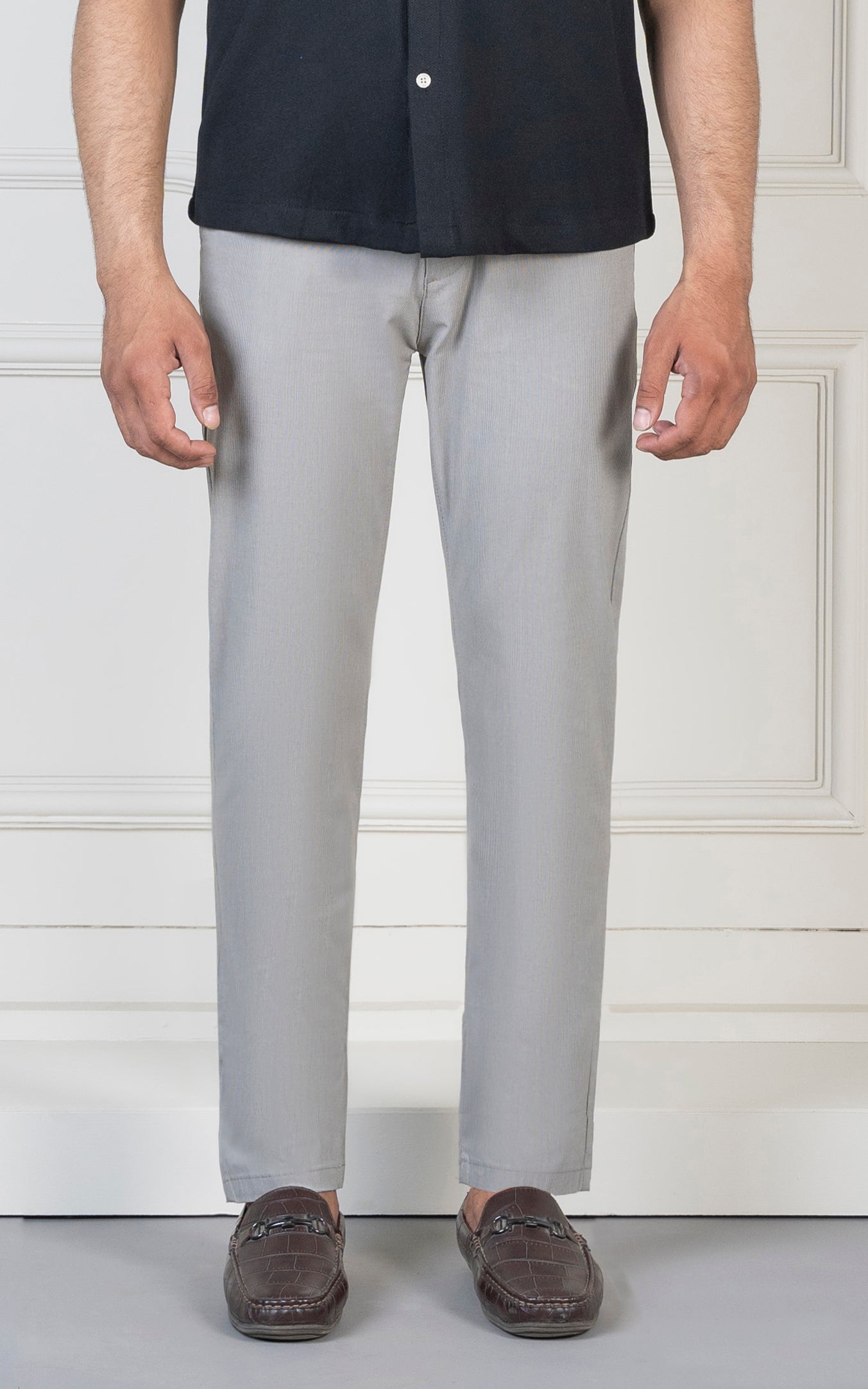 SMART FIT TEXTURED PANT LIGHT GREY