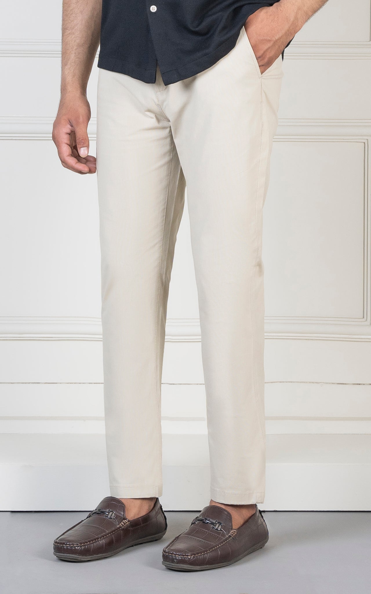 SMART FIT TEXTURED PANT LIGHT KHAKI