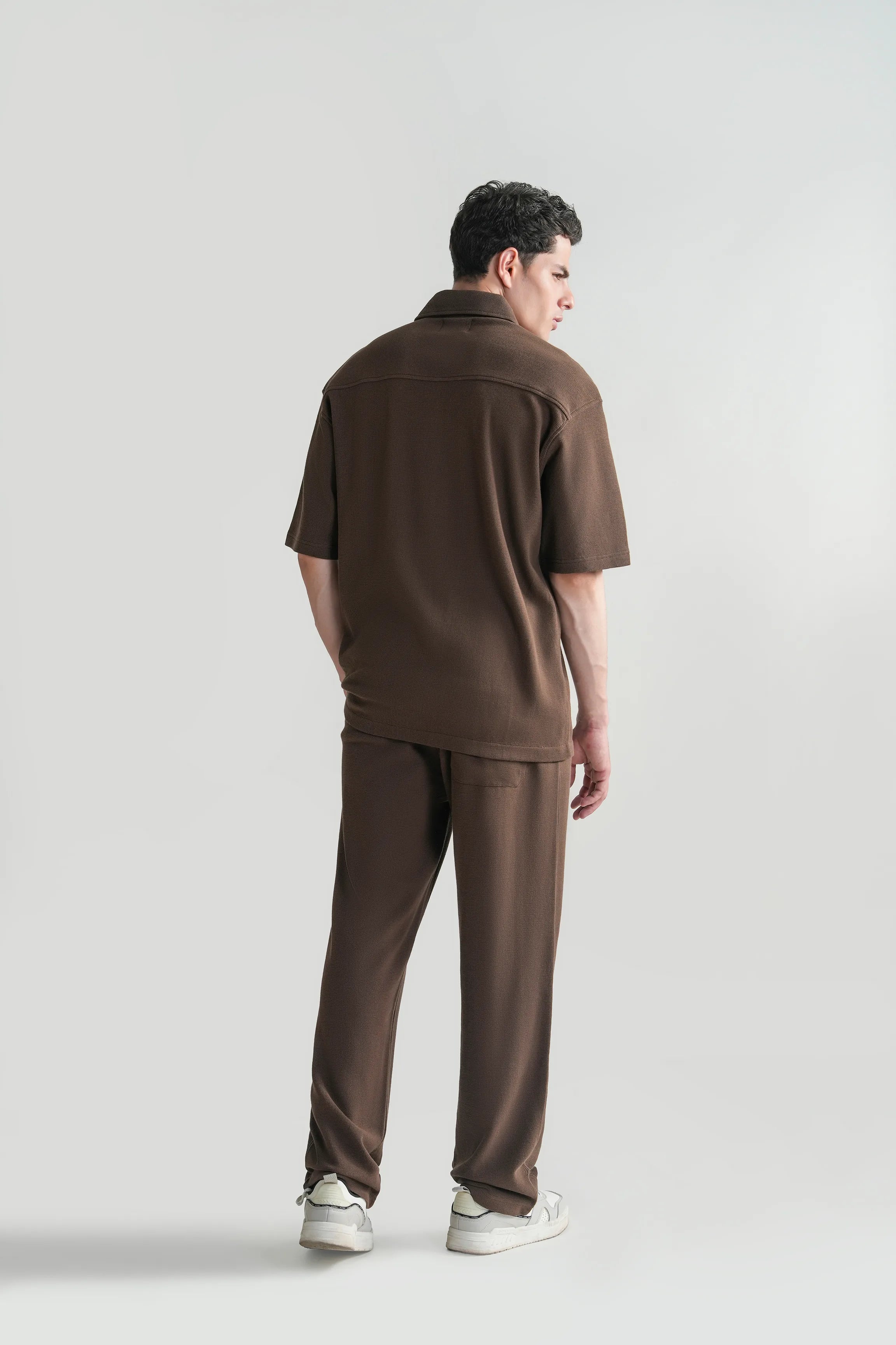 Brown knit casual shirt with short sleeves, back view