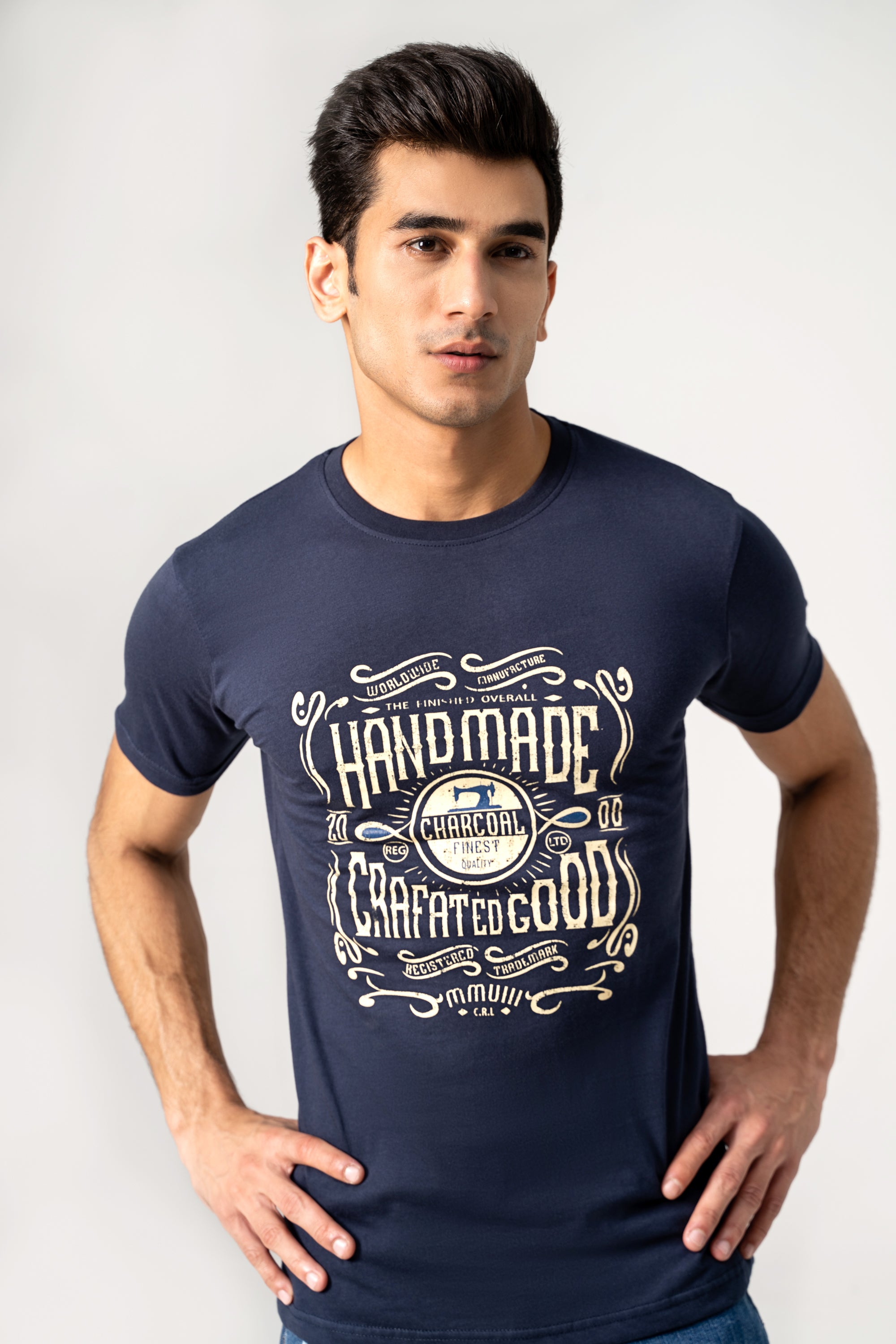 GRAPHIC T-SHIRT NAVY