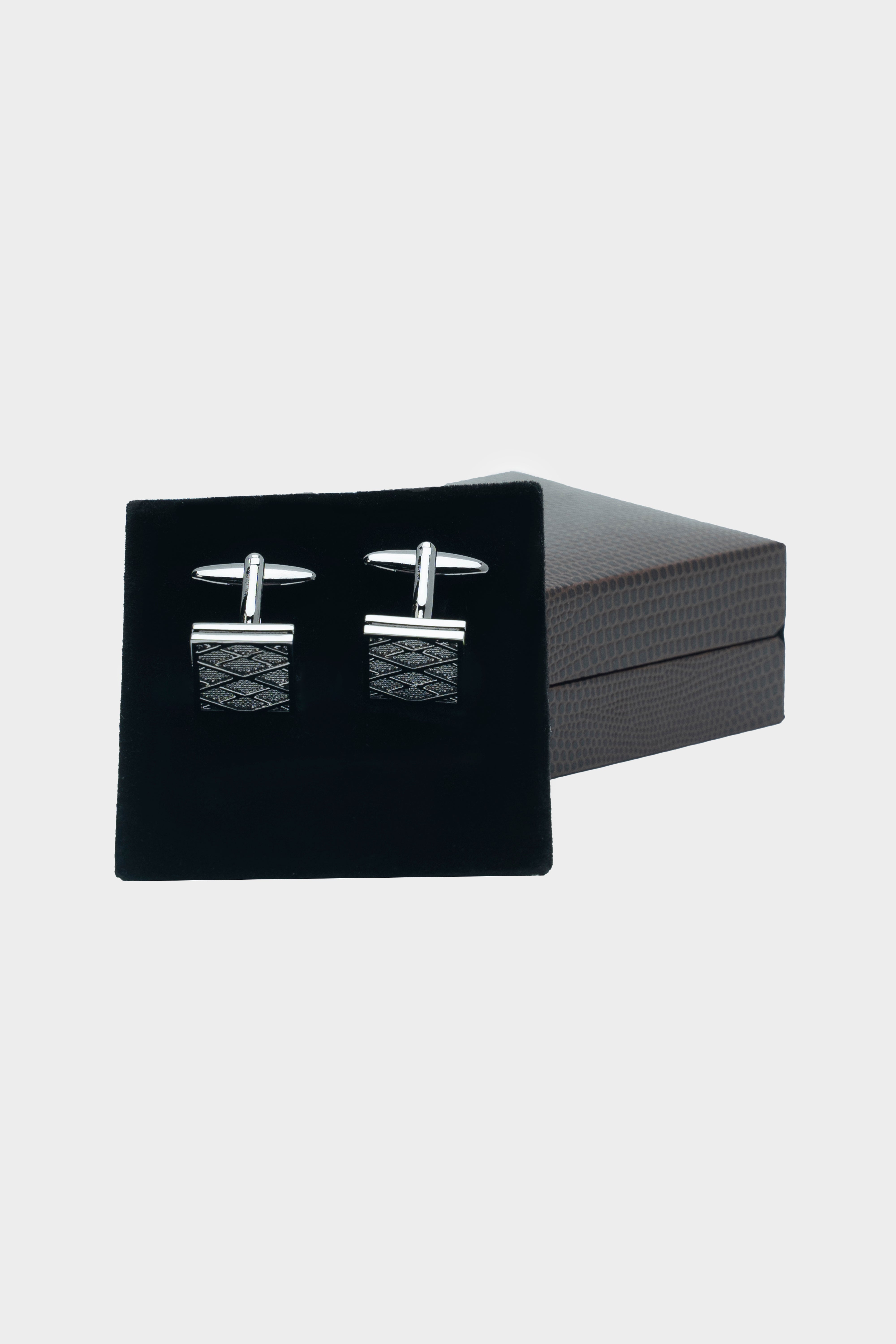 CUFFLINKS