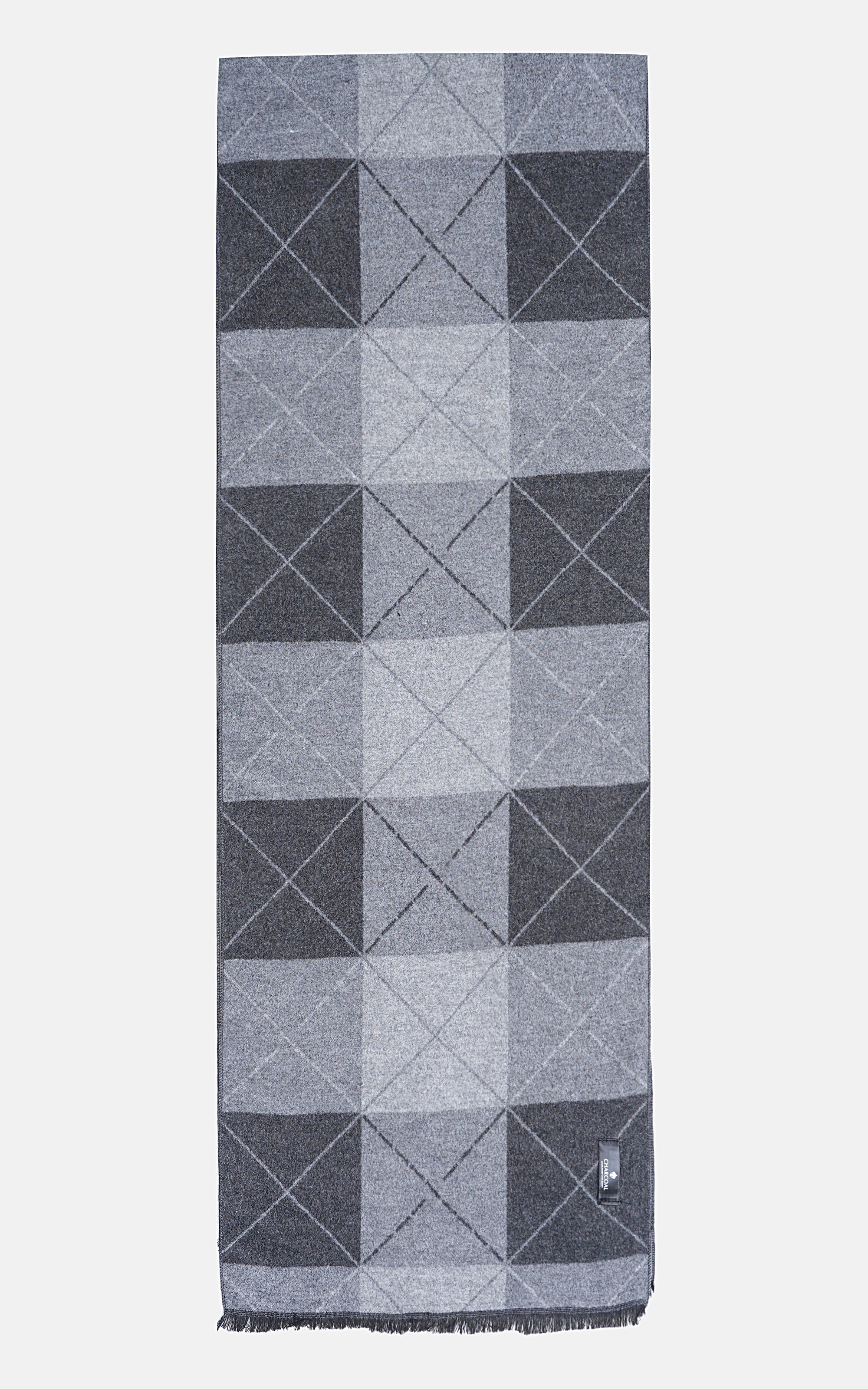 Geometric print scarf in gray tones with fringe hem
