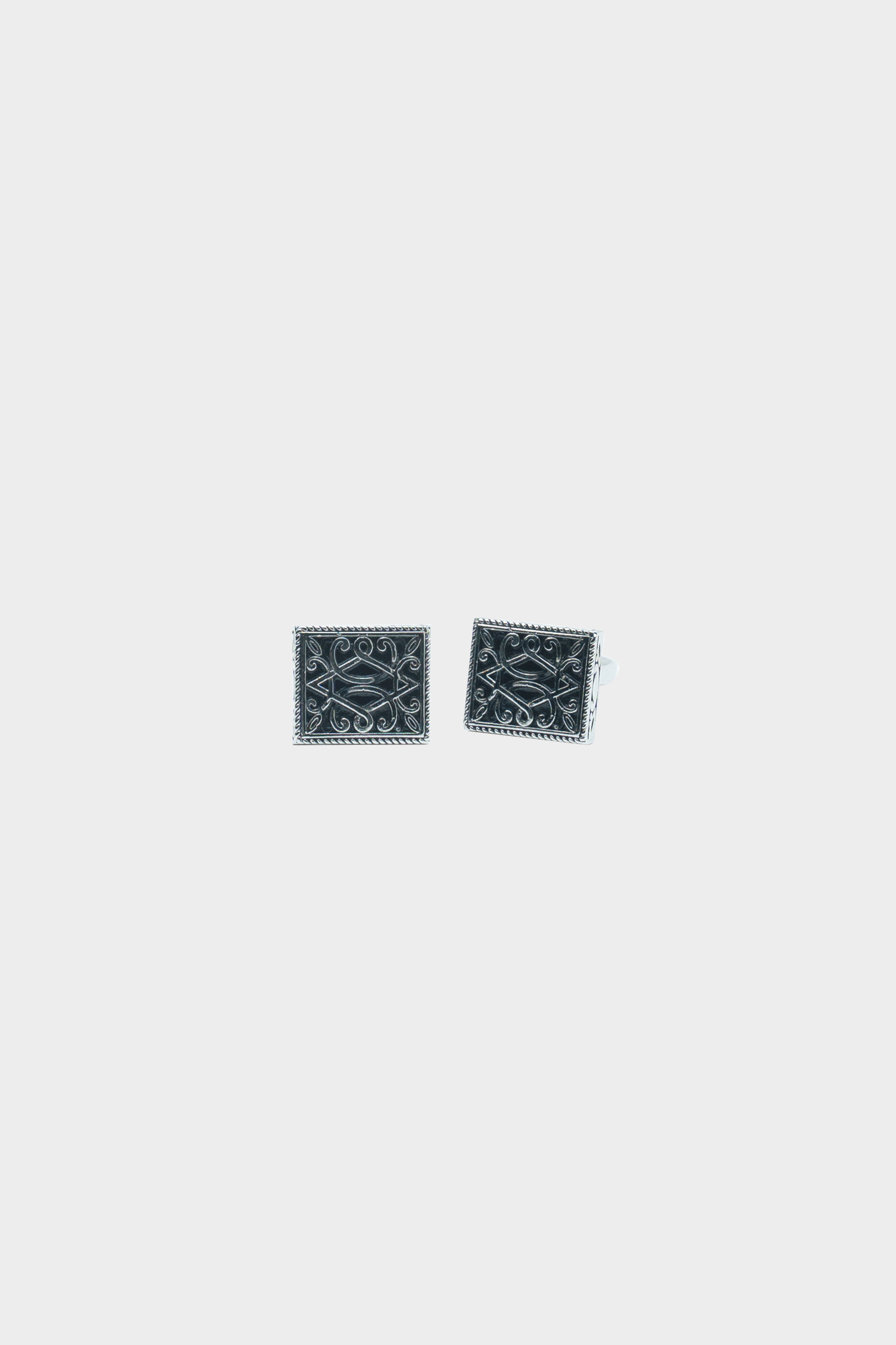CUFFLINKS