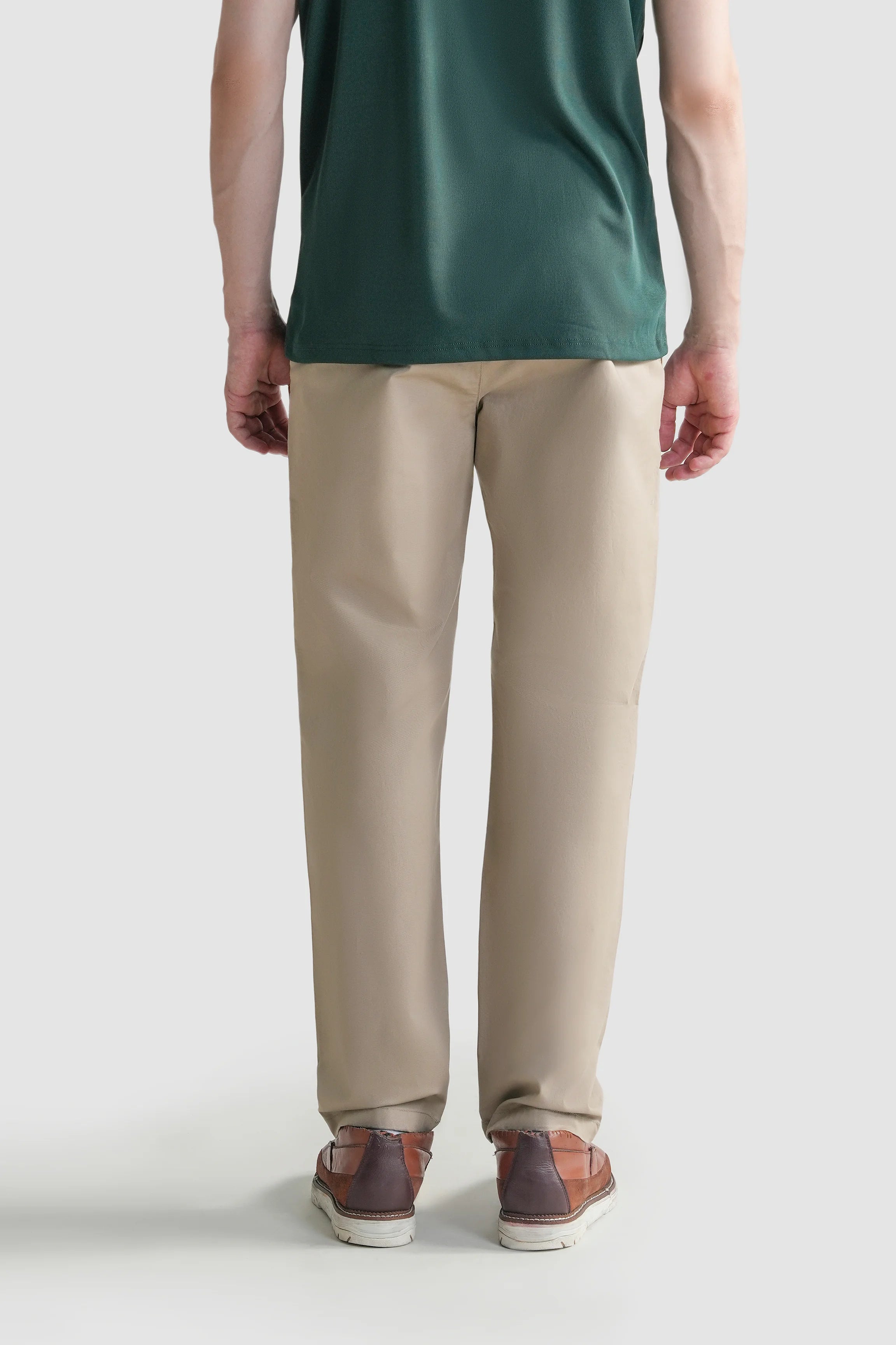 REGULAR FIT CROSS POCKET CHINO PANT KHAKI