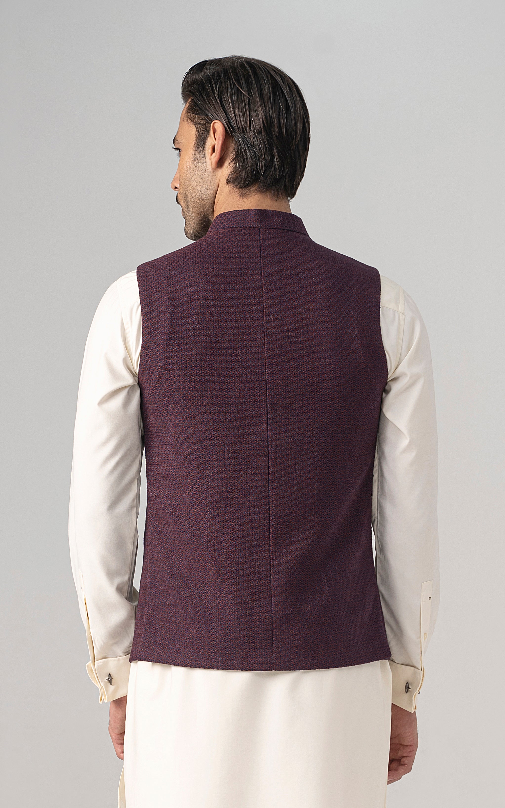 Maroon textured wool-blend waistcoat with vertical back seam and full back coverage