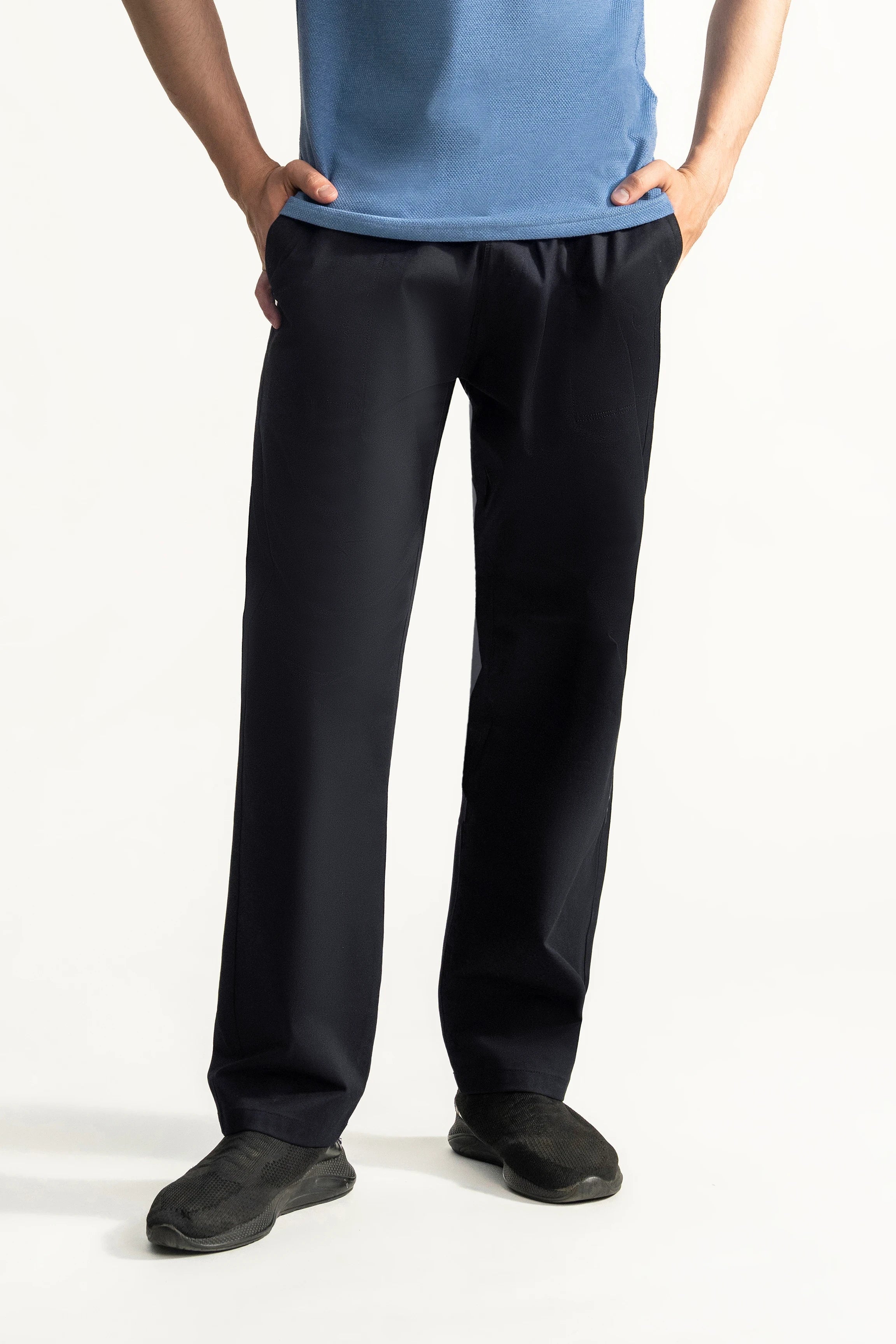 STRAIGHT FIT CASUAL TROUSER BLACK