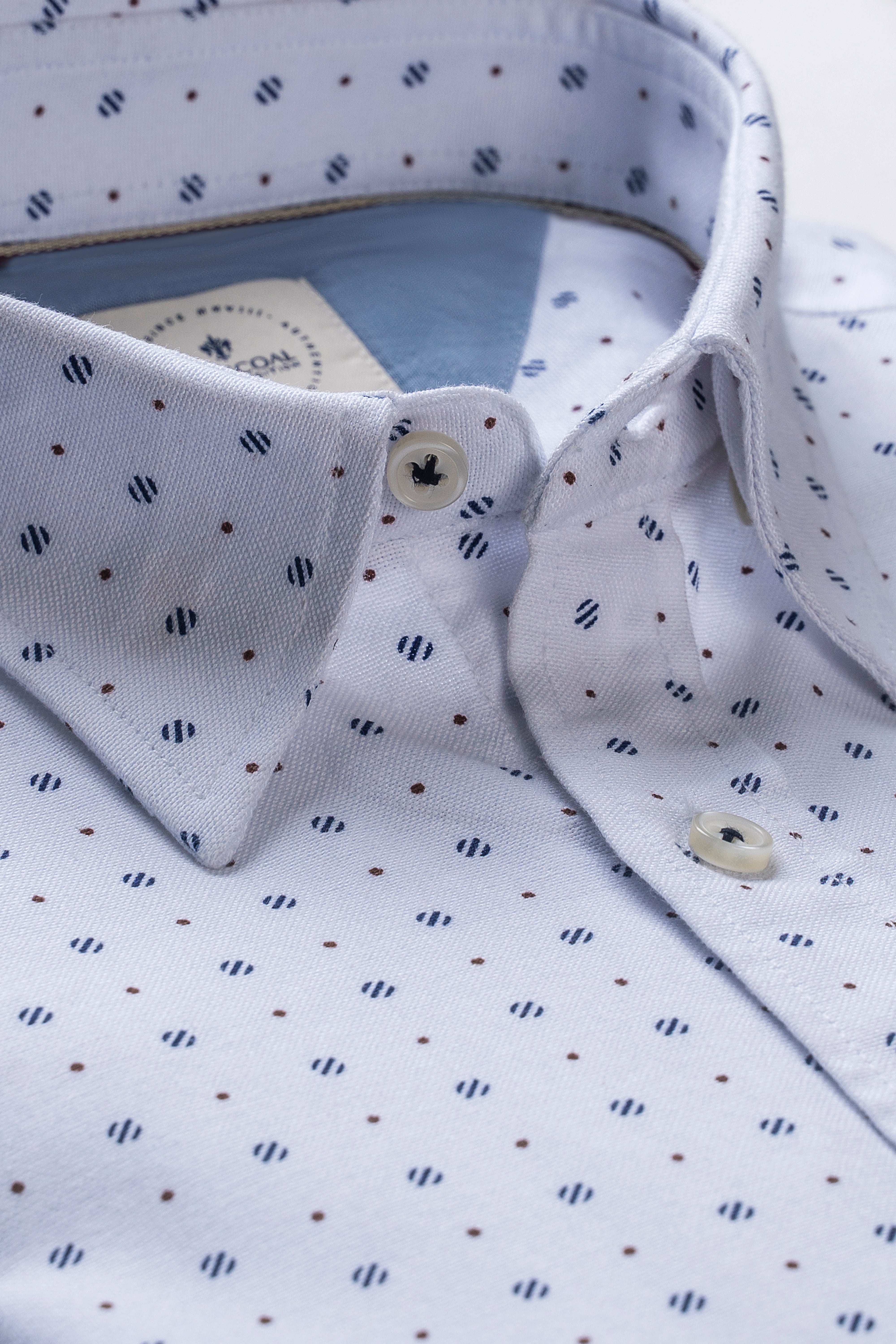 HIDDEN BUTTON DOWN COLLAR  SHIRT WHITE