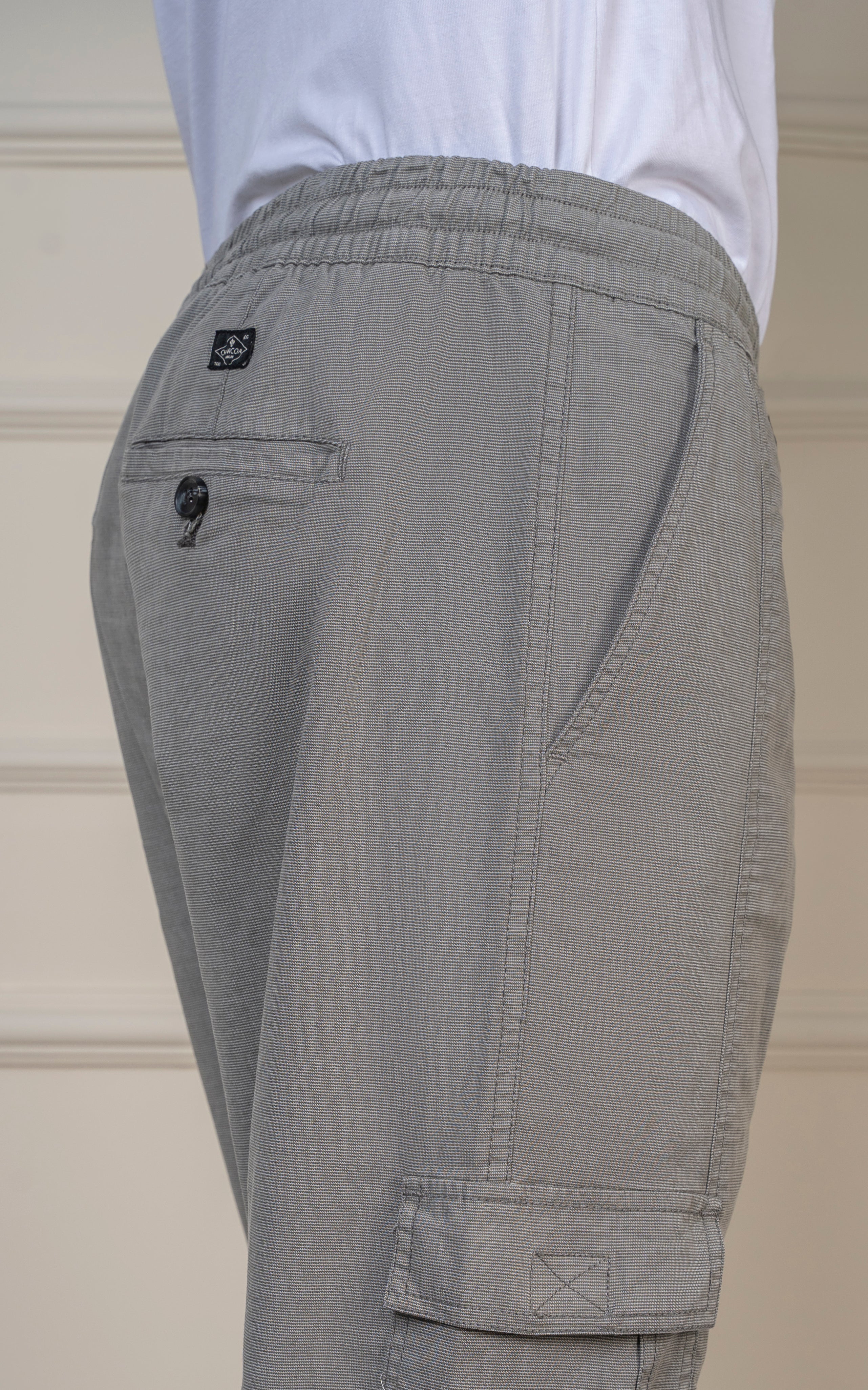 STRAIGHT FIT TEXTURED CARGO TROUSER GREY