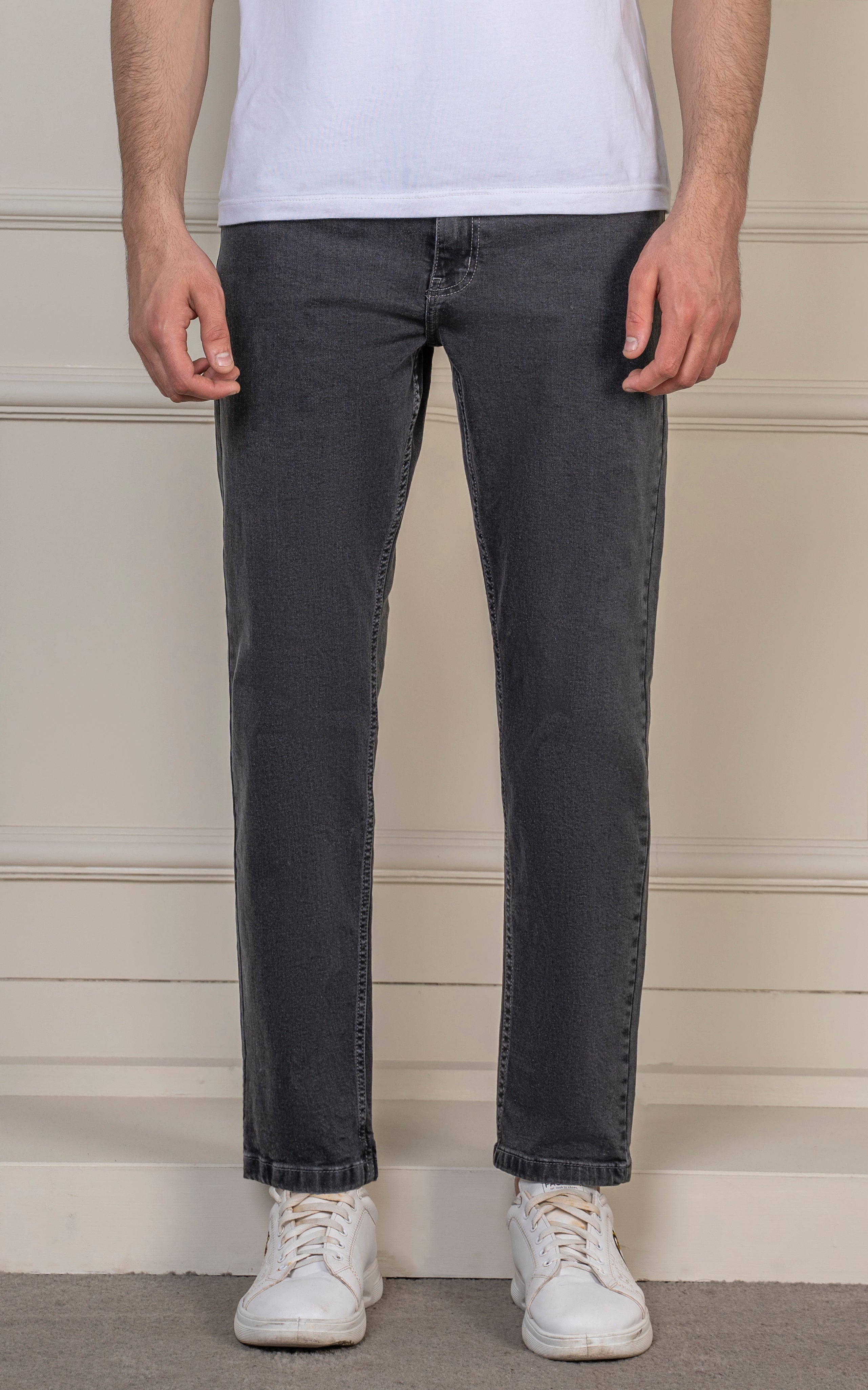 STRAIGHT FIT JEAN CHARCOAL GREY