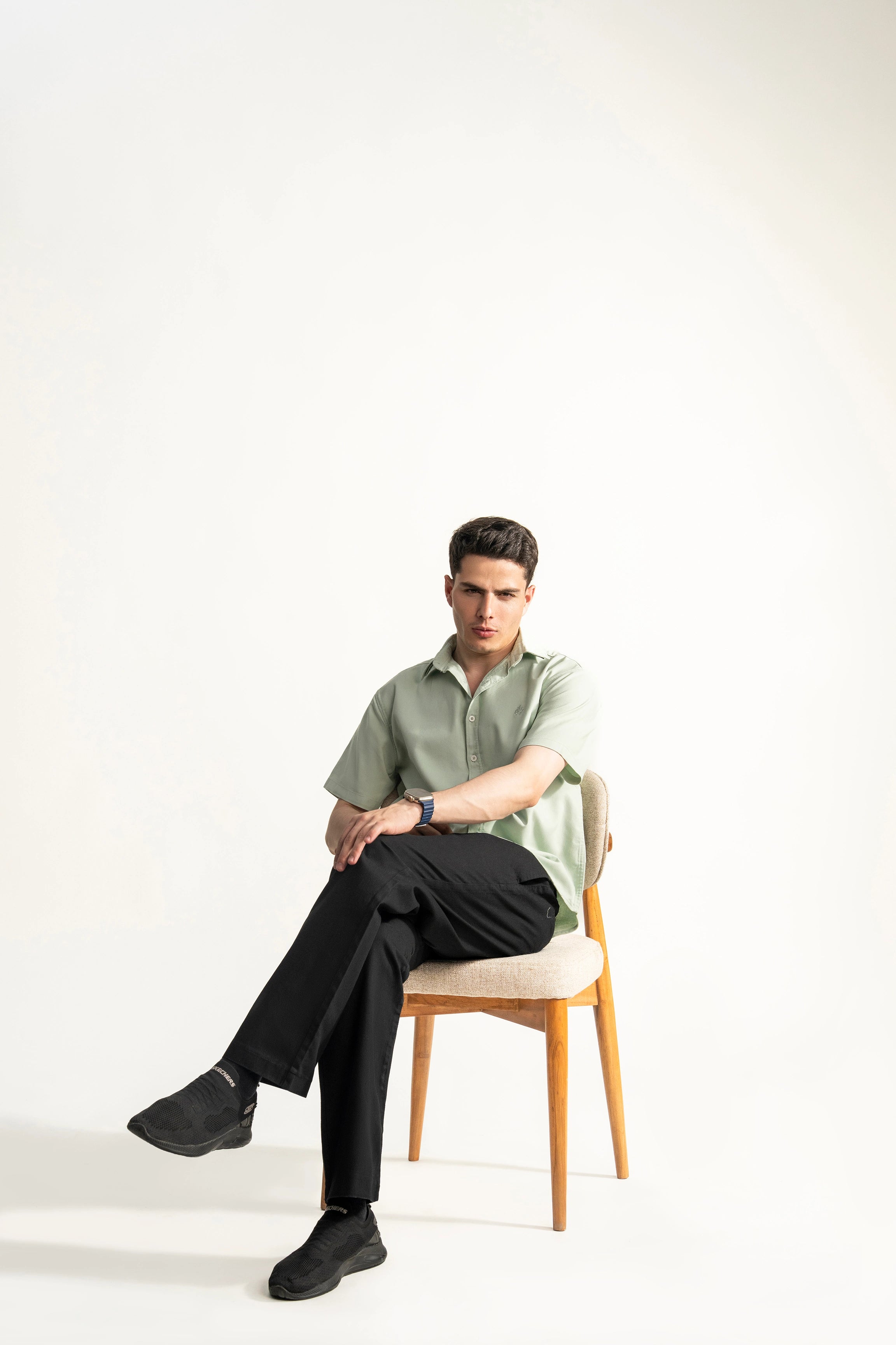 STRAIGHT FIT CASUAL TROUSER BLACK