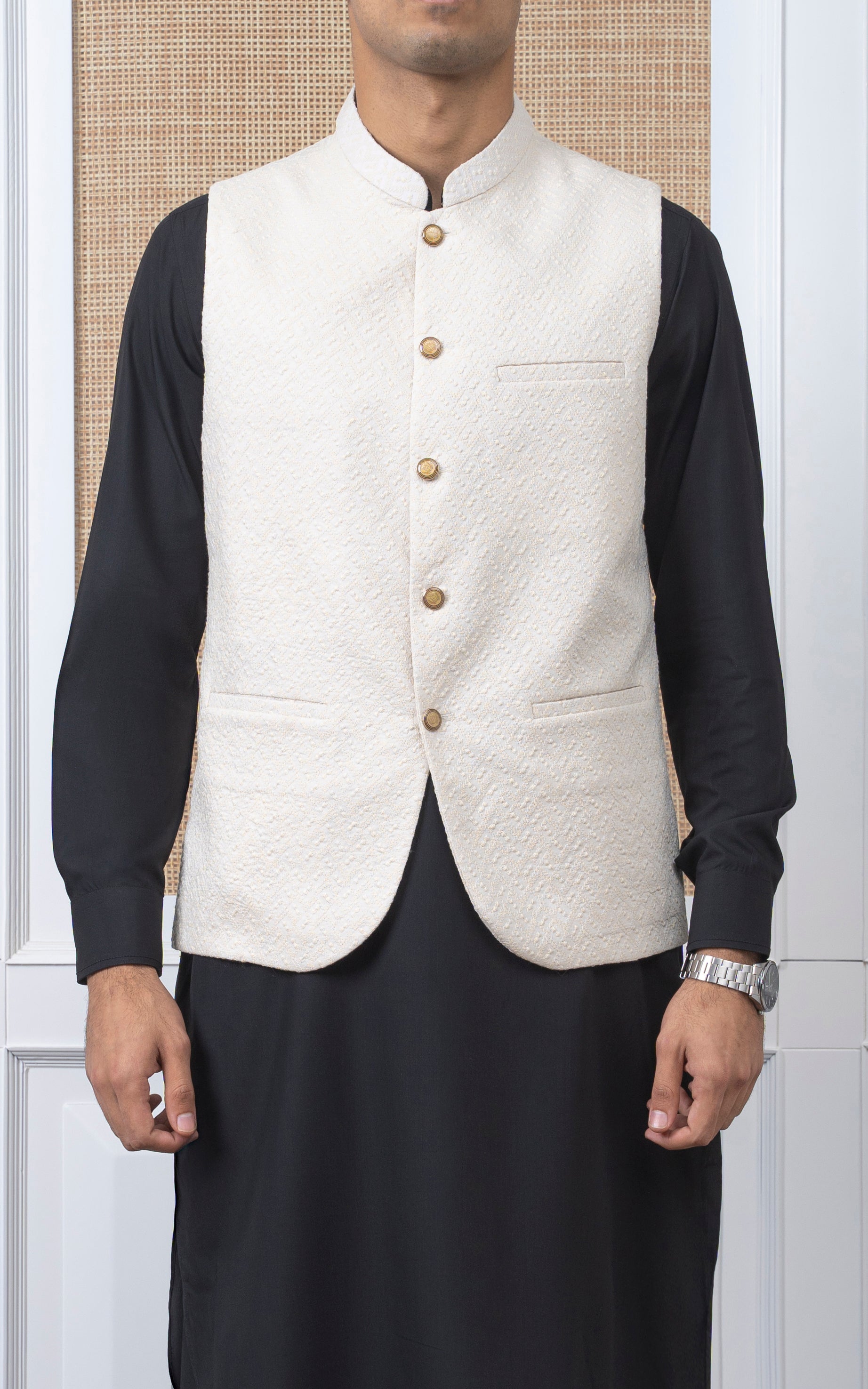 SCHIFFLI EMBROIDERED W/C -SIGNATURE COLLECTION CREAM