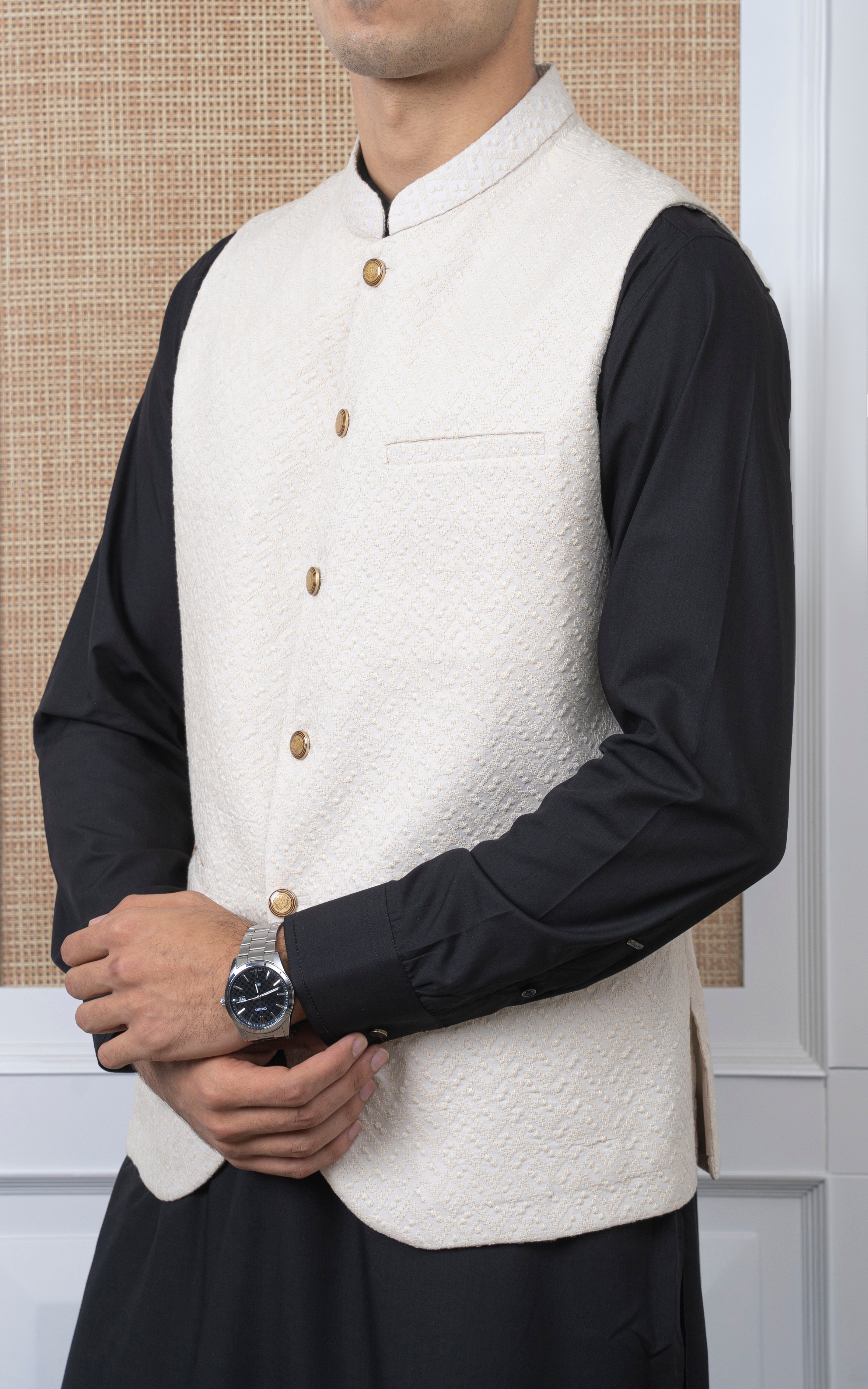 SCHIFFLI EMBROIDERED W/C -SIGNATURE COLLECTION CREAM