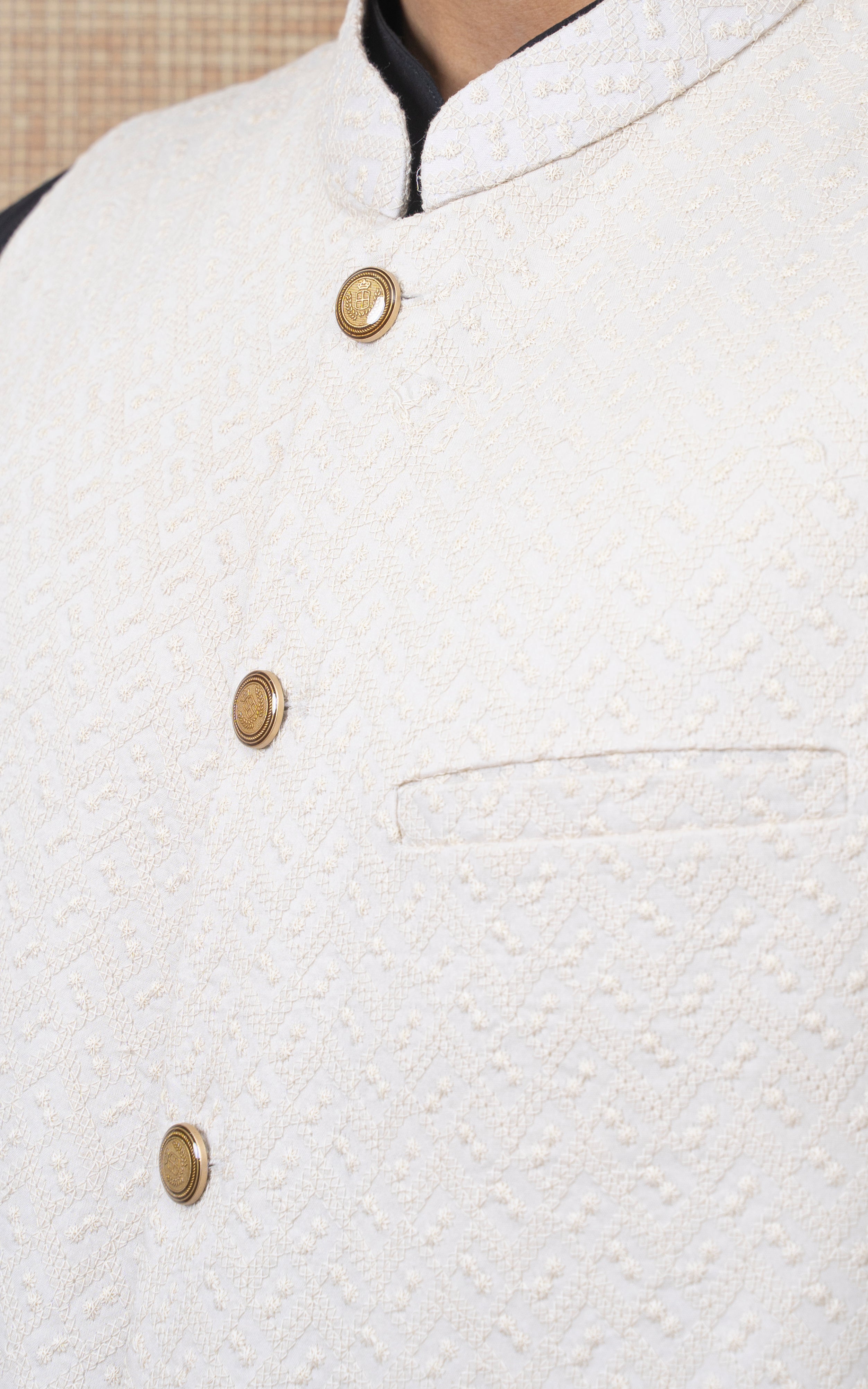 SCHIFFLI EMBROIDERED W/C -SIGNATURE COLLECTION CREAM