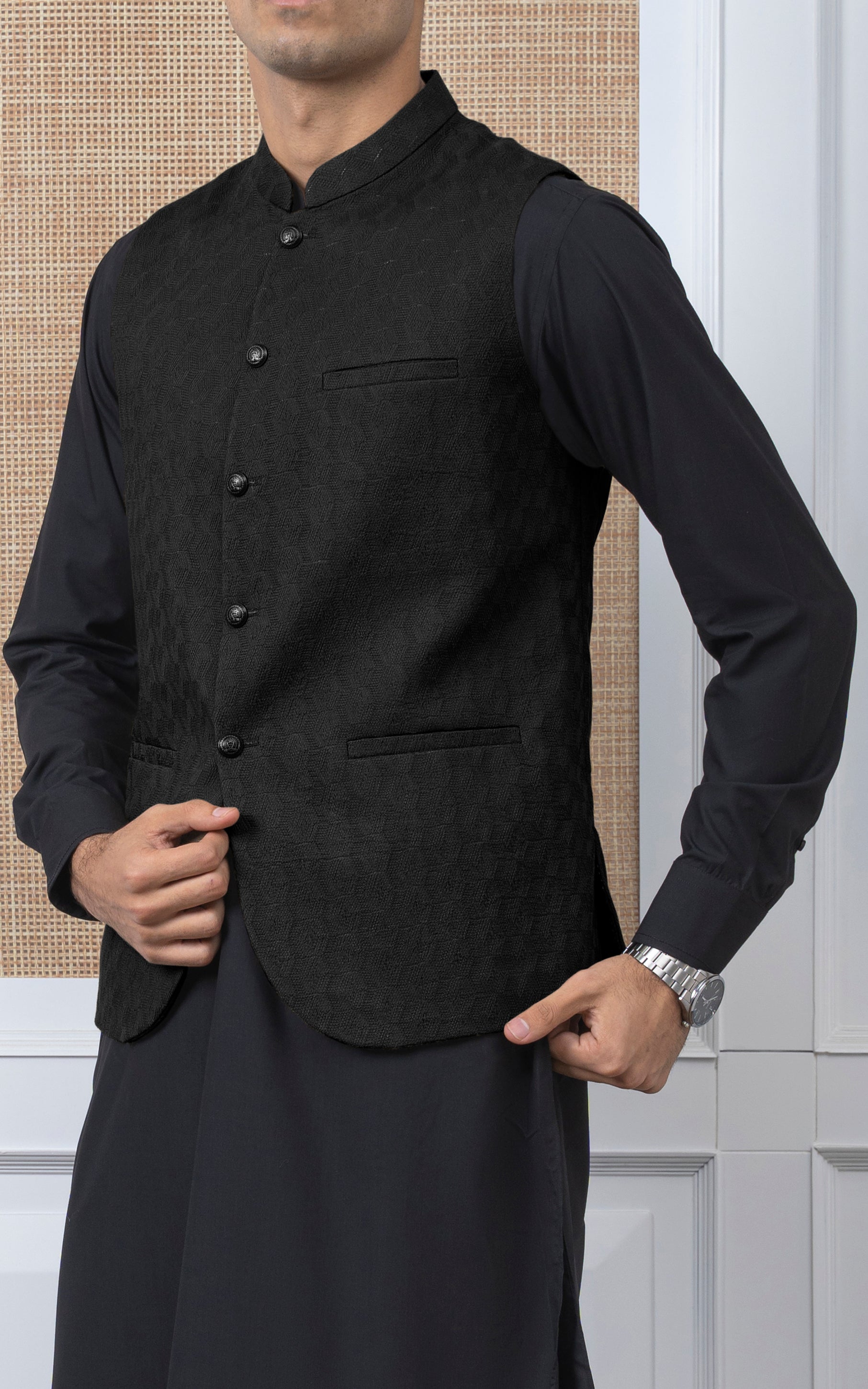 SCHIFFLI EMBROIDERED W/C -SIGNATURE COLLECTION BLACK