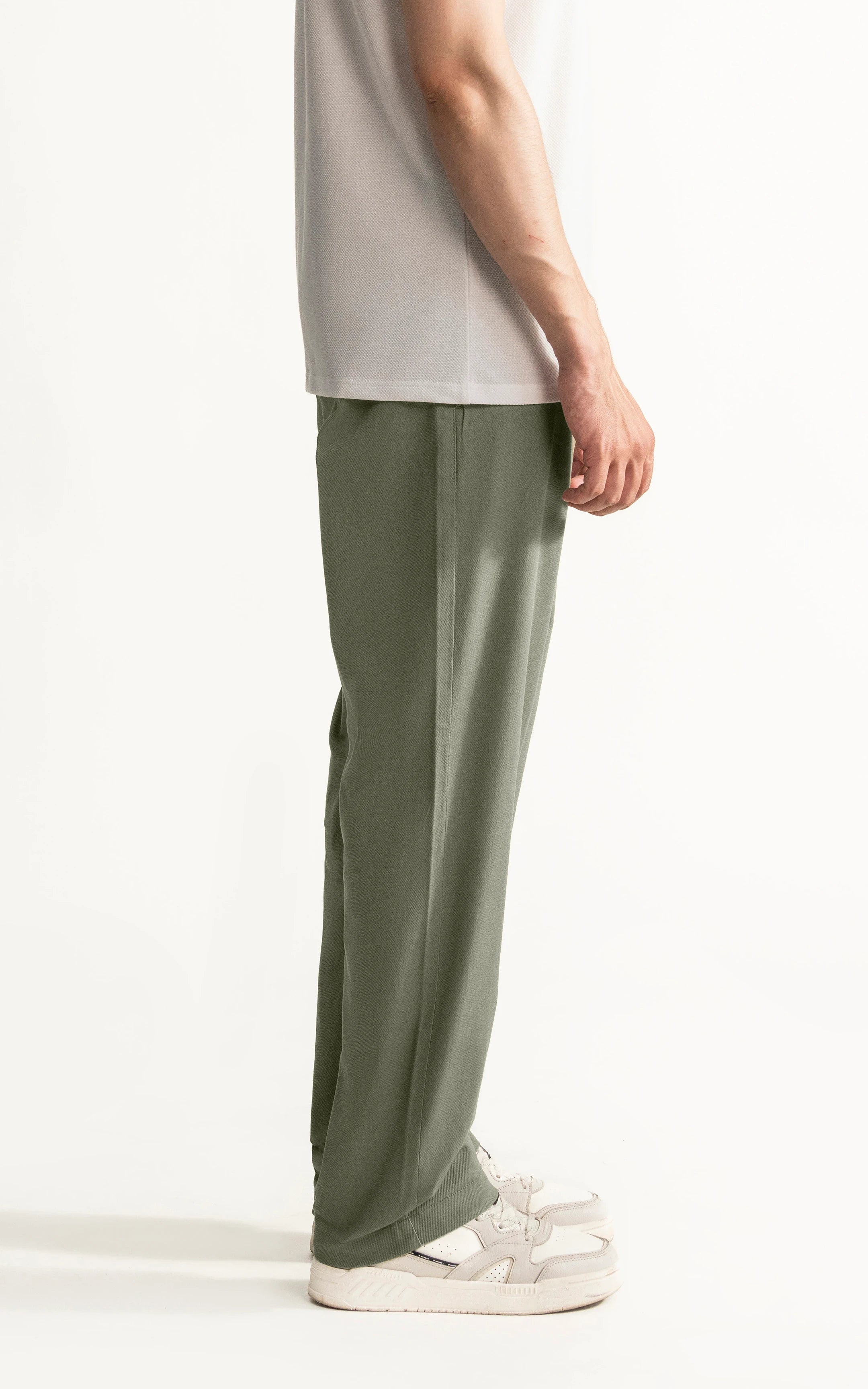 STRAIGHT FIT CASUAL TROUSER OLIVE