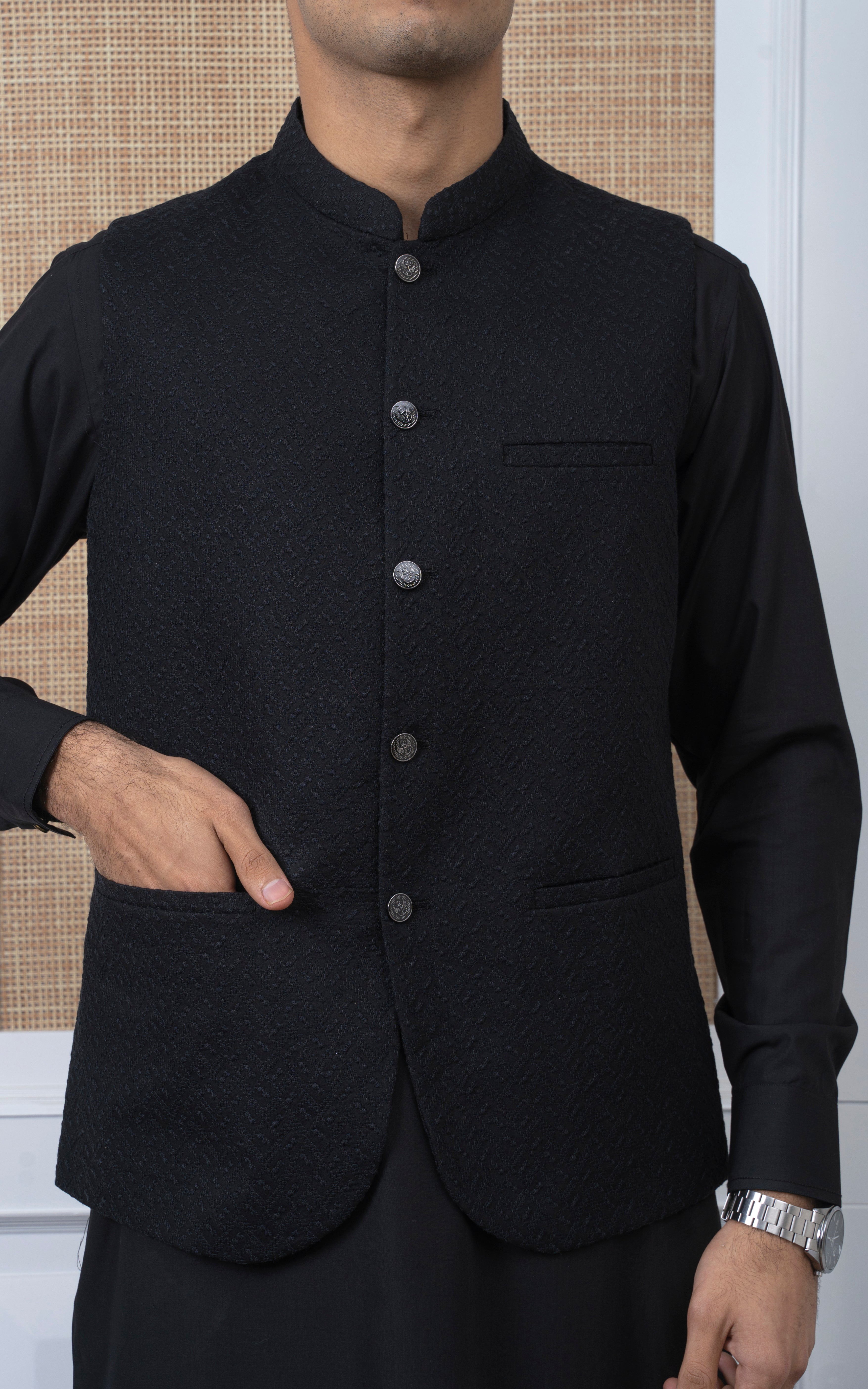 SCHIFFLI EMBROIDERED W/C -SIGNATURE COLLECTION BLACK