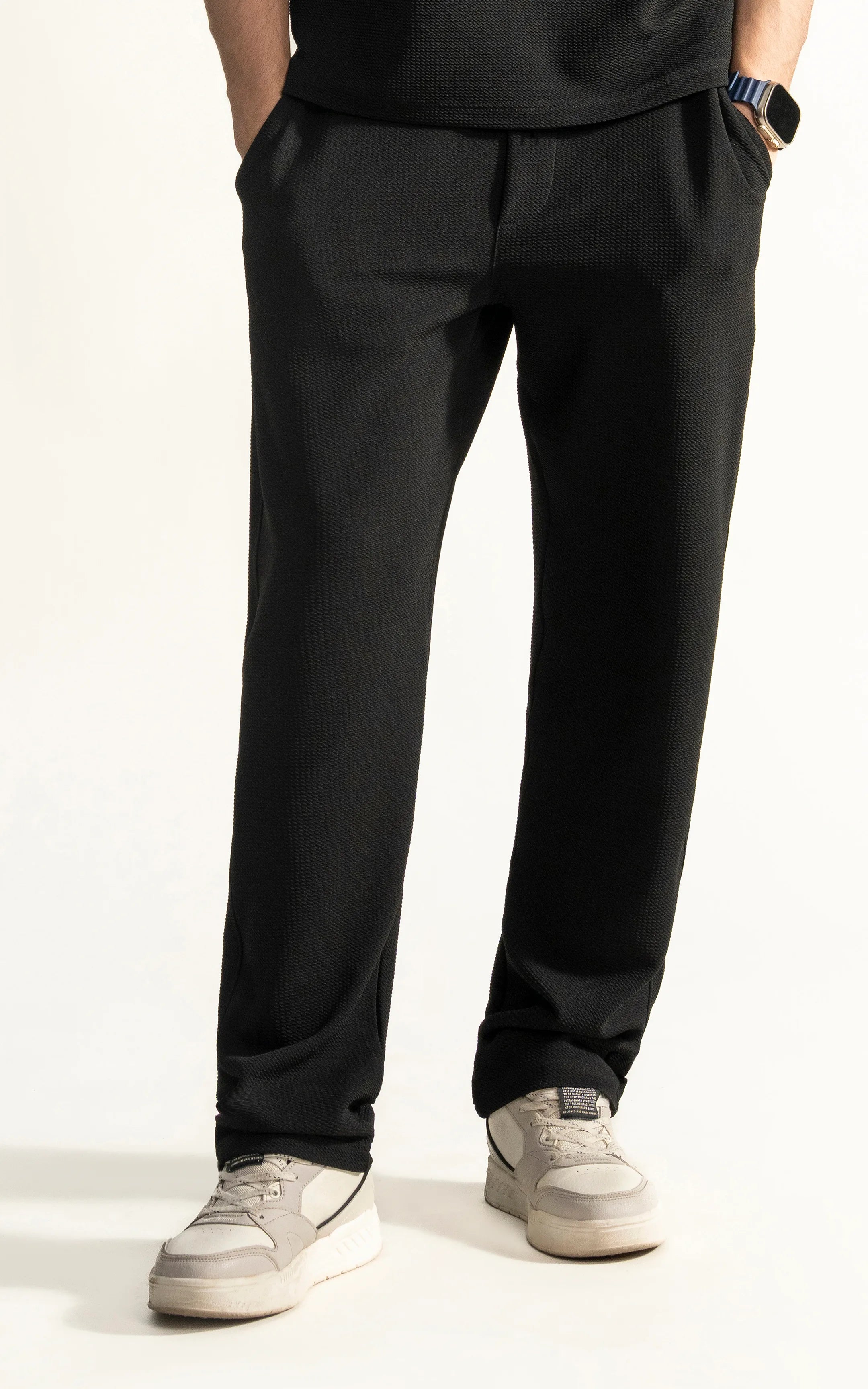 LOOSE FIT OPEN BOTTOM TROUSER BLACK