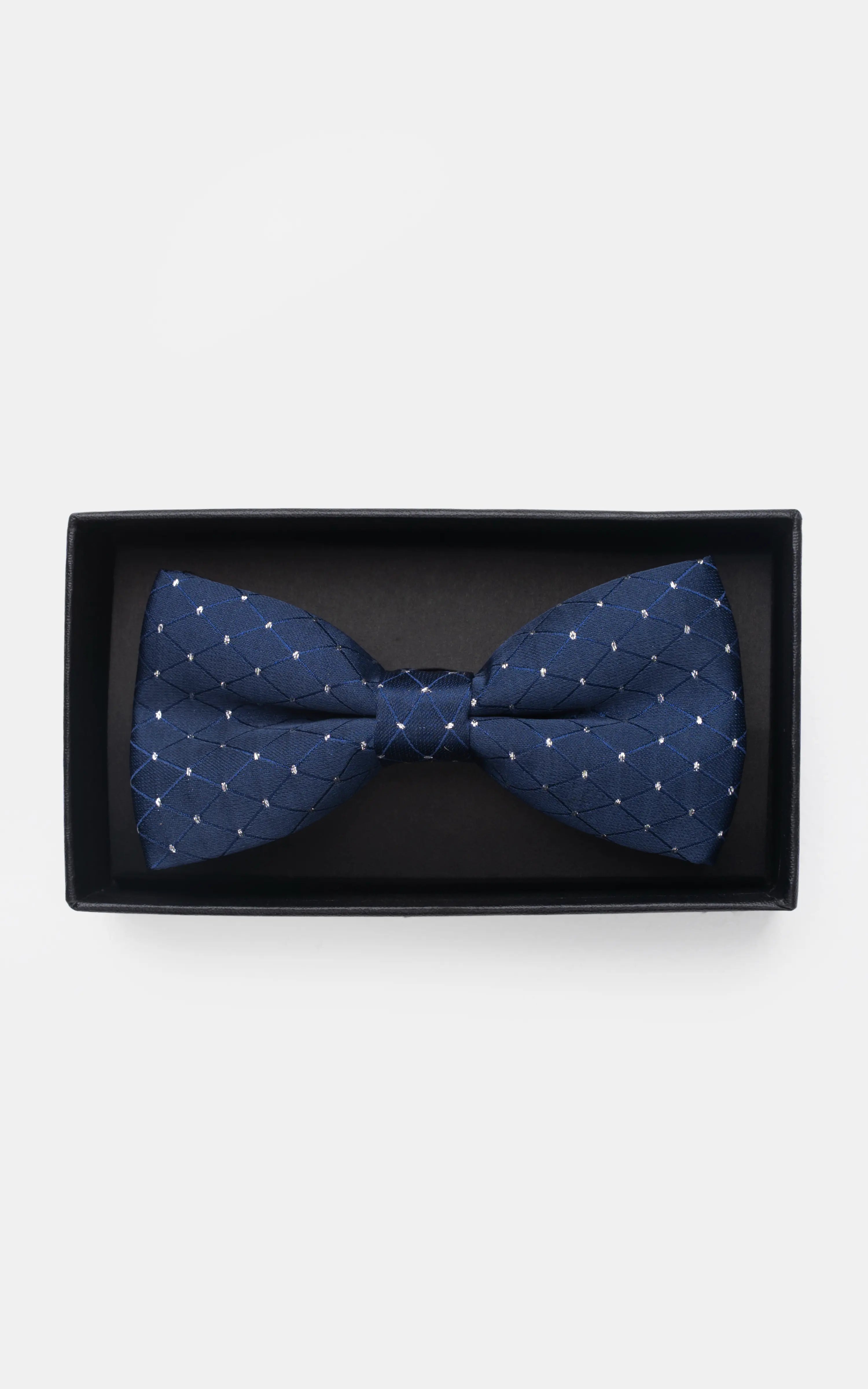 BOW TIE