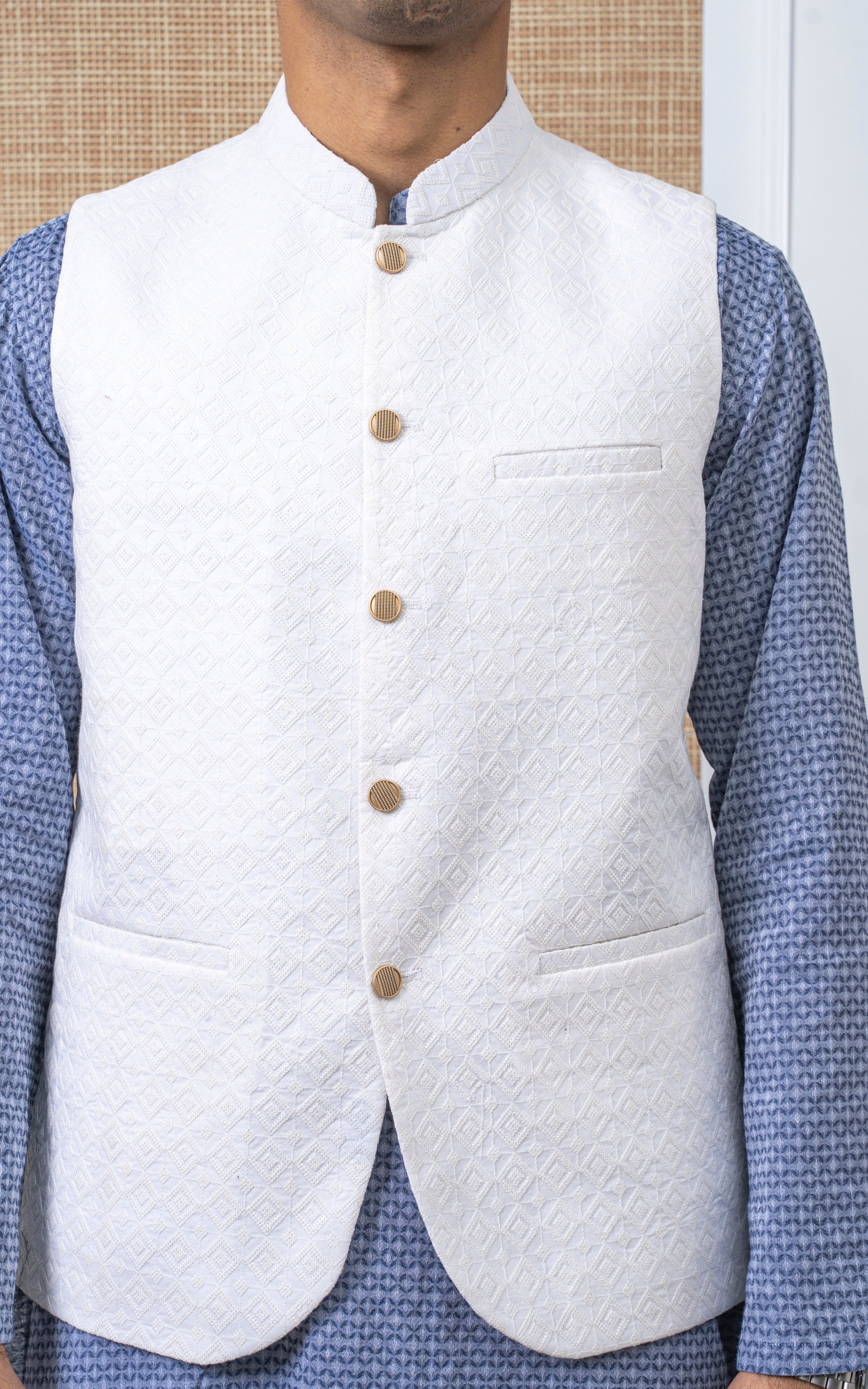 SCHIFFLI EMBROIDERED W/C -SIGNATURE COLLECTION WHITE