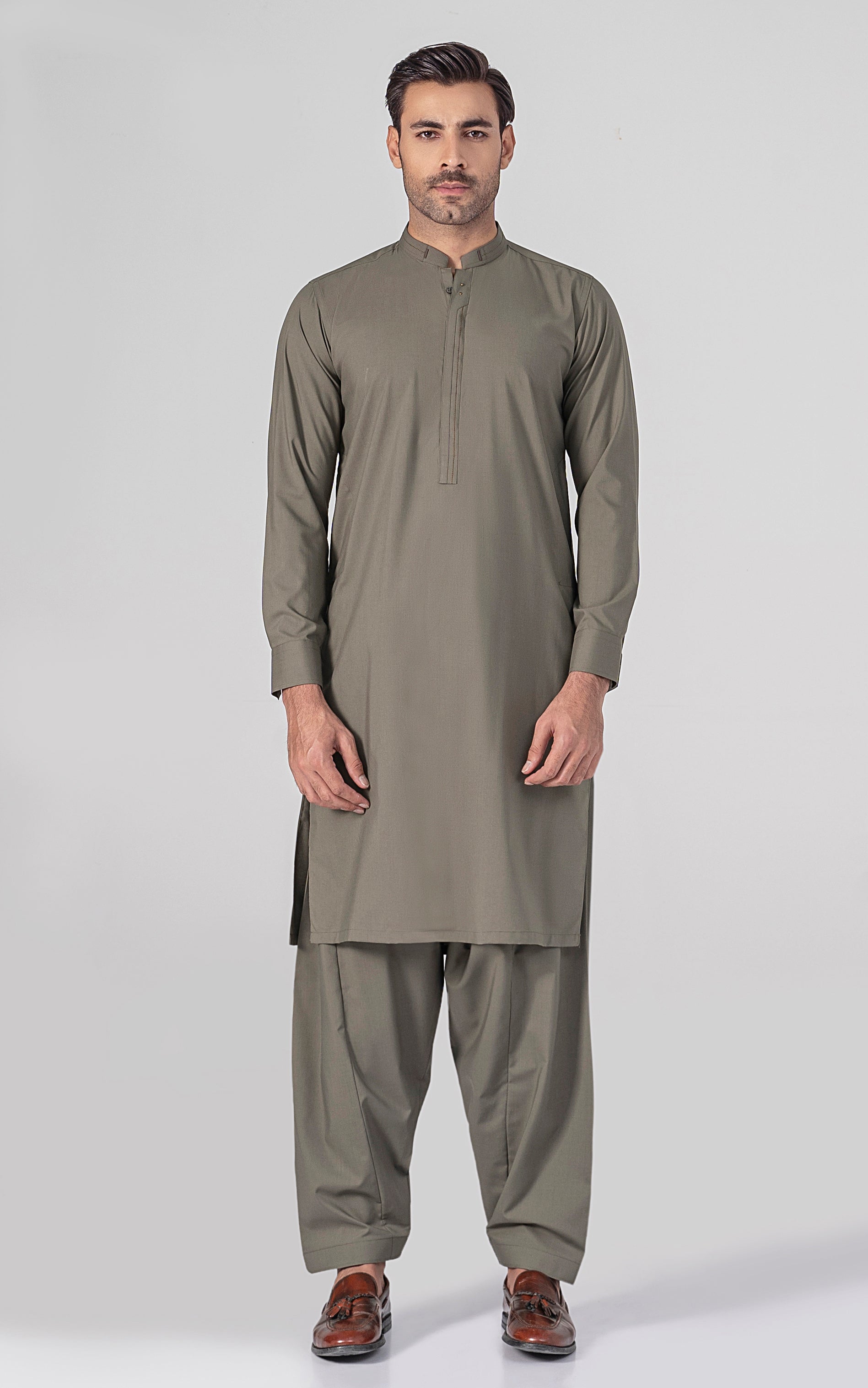 BLENDED WASH & WEAR -CLASSIC COLLECTION LIGHT OLIVE