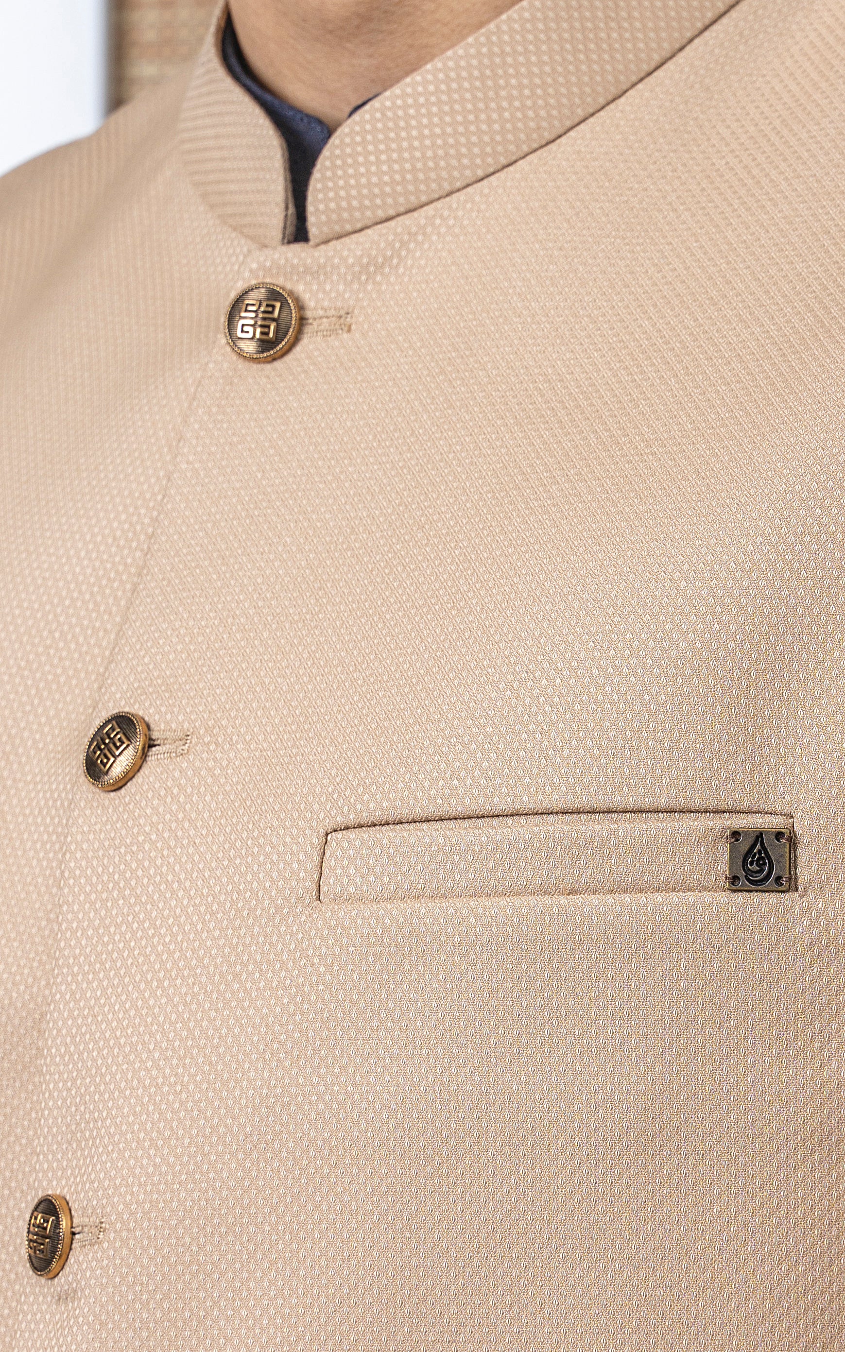 SELF TEXTURED W/C - SIGNATURE COLLECTION CREAM