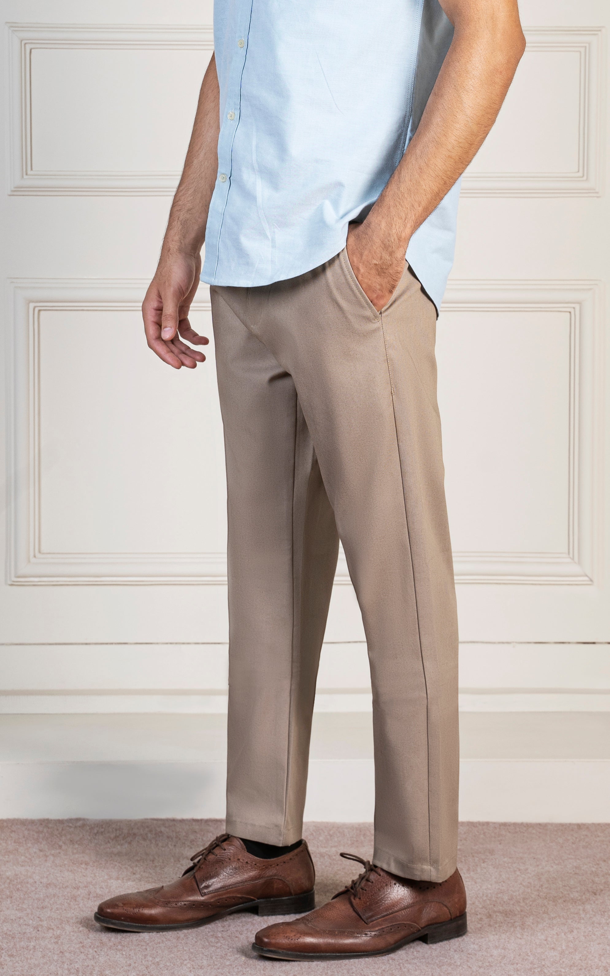 TEXTURED SMART FIT PANT KHAKI