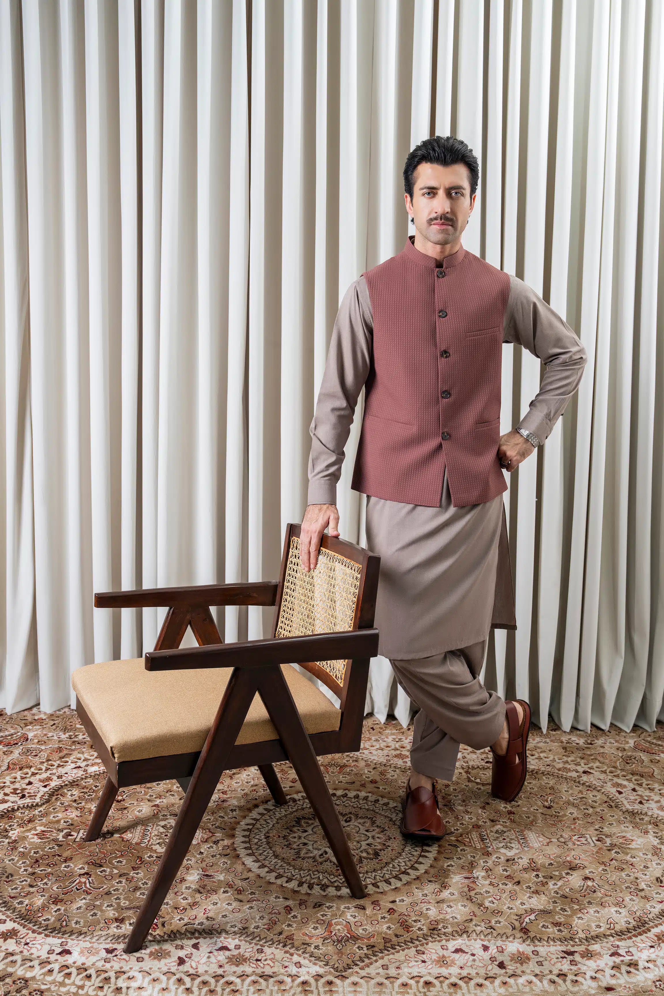 JACQUARD TEXTURED WAISTCOAT | SIGNATURE COLLECTION CORAL