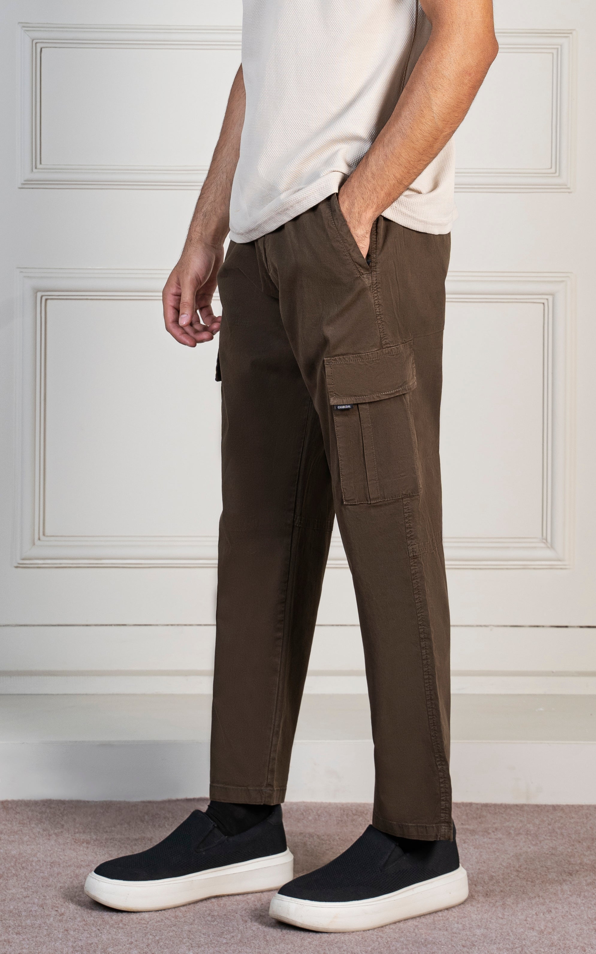 STRAIGHT FIT CARGO TROUSER  DARK OLIVE
