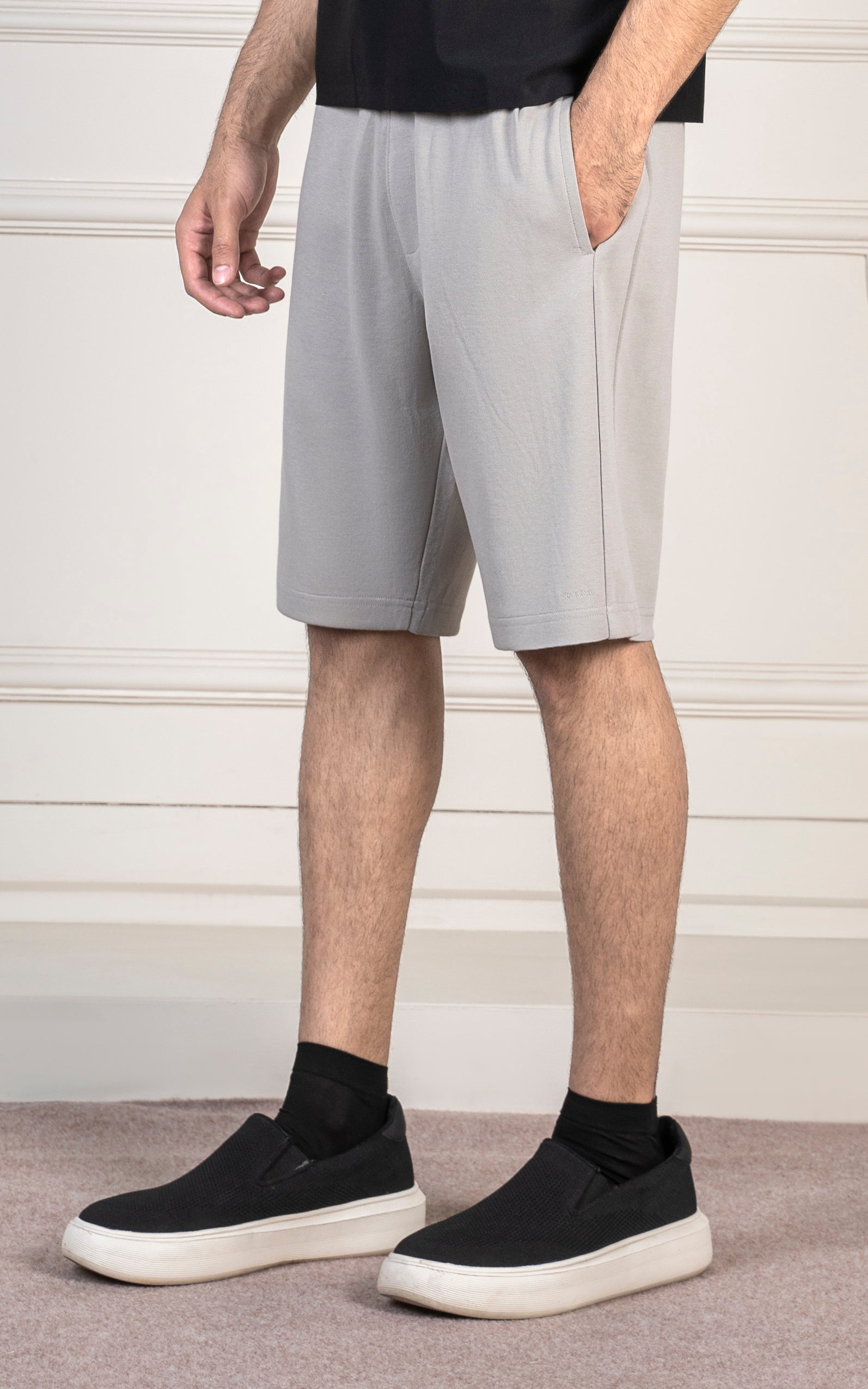 REGULAR FIT INTERLOCK SHORT MOUSE GREY