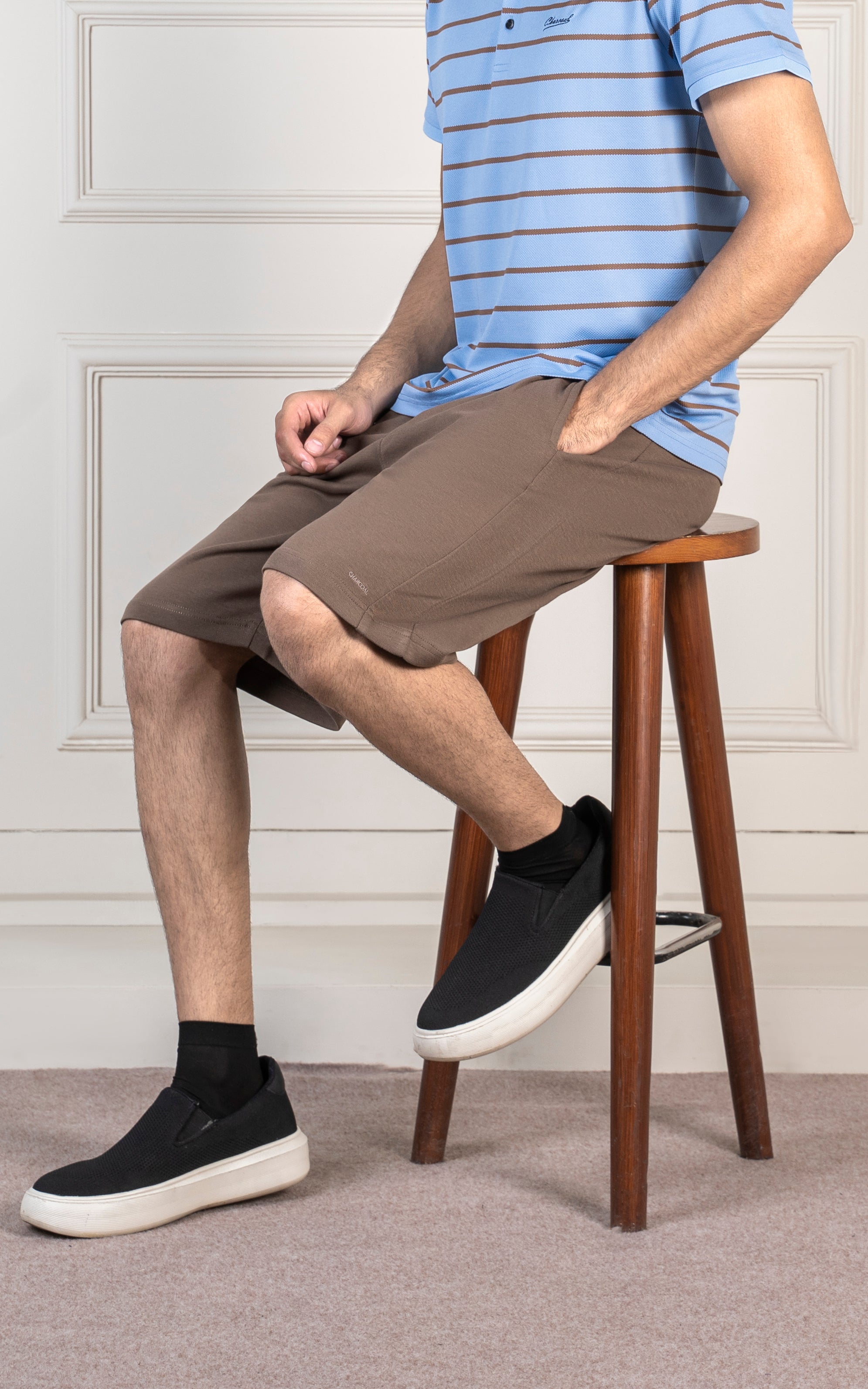 REGULAR FIT INTERLOCK SHORT DARK KHAKI