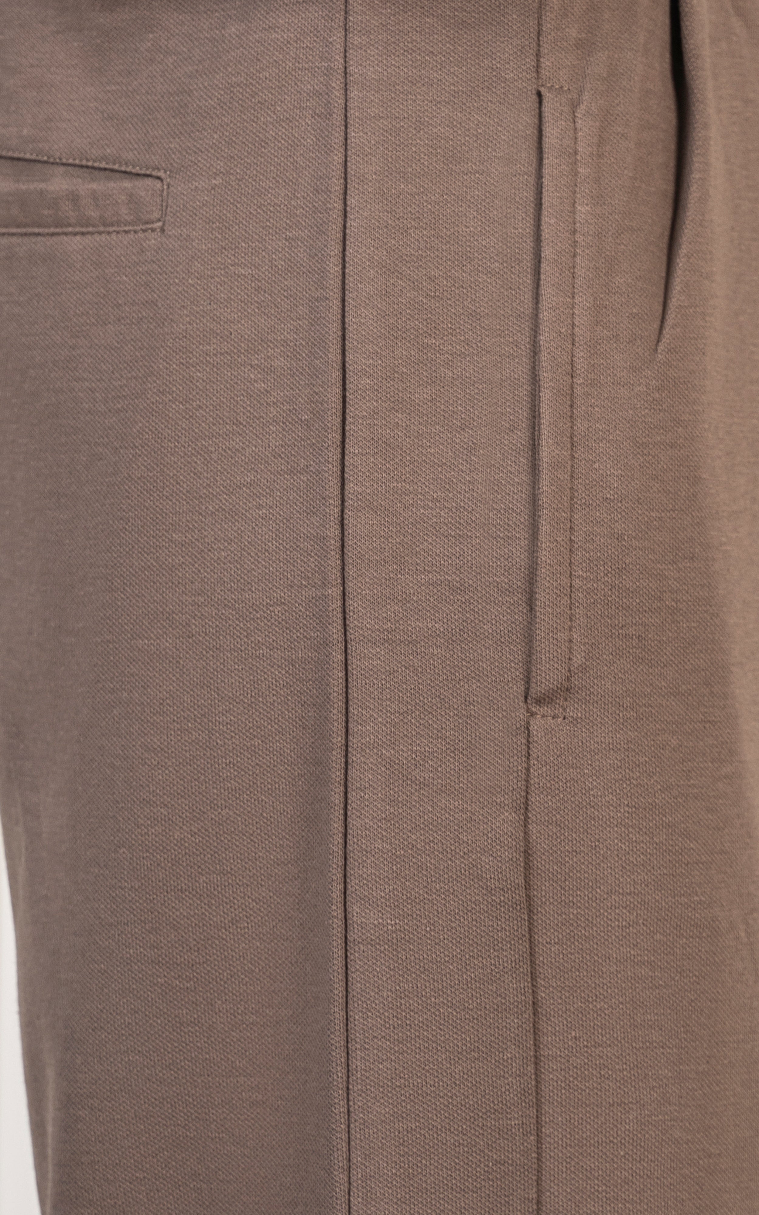 REGULAR FIT INTERLOCK SHORT DARK KHAKI