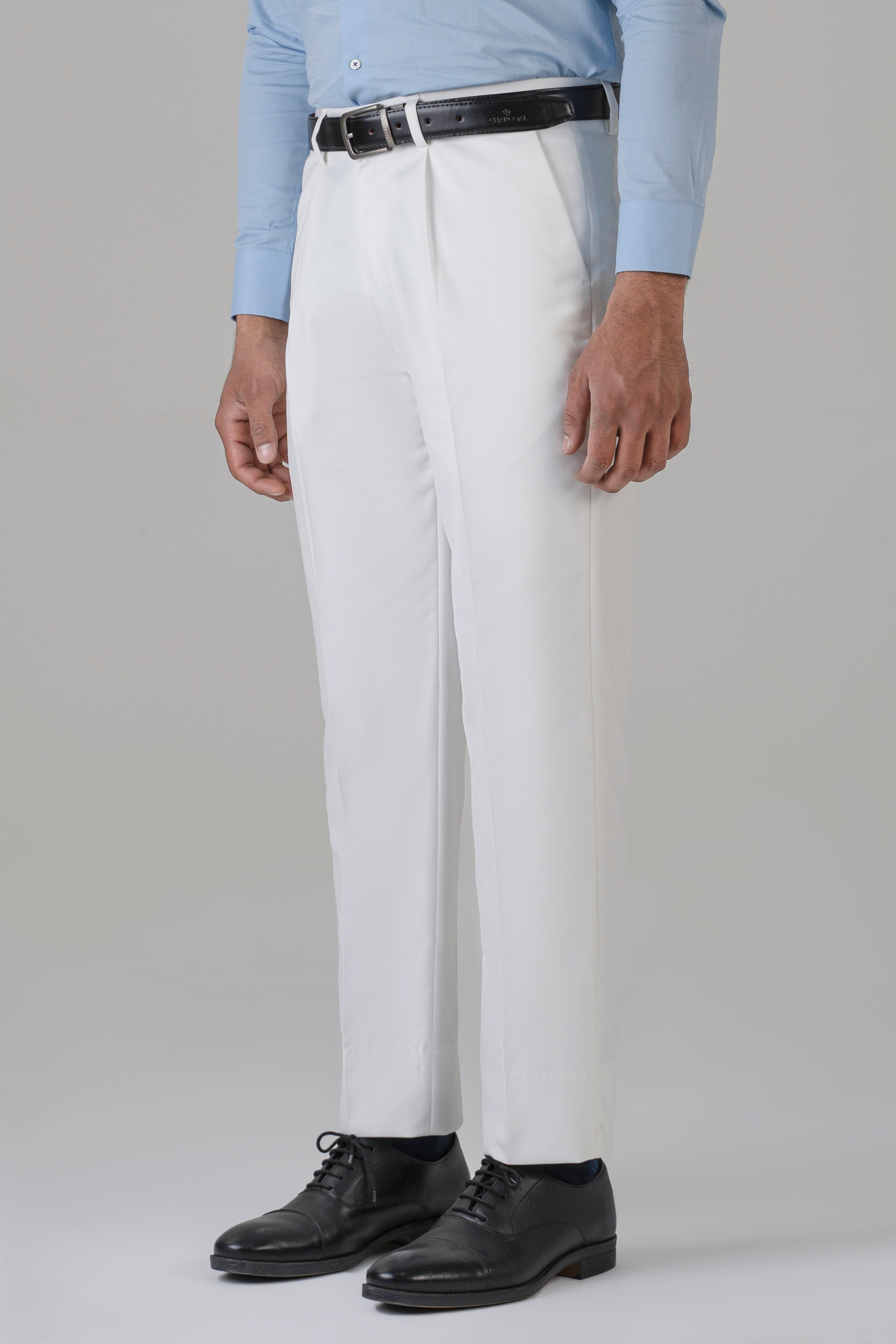 CLASSIC FIT WHITE DRESS PANT