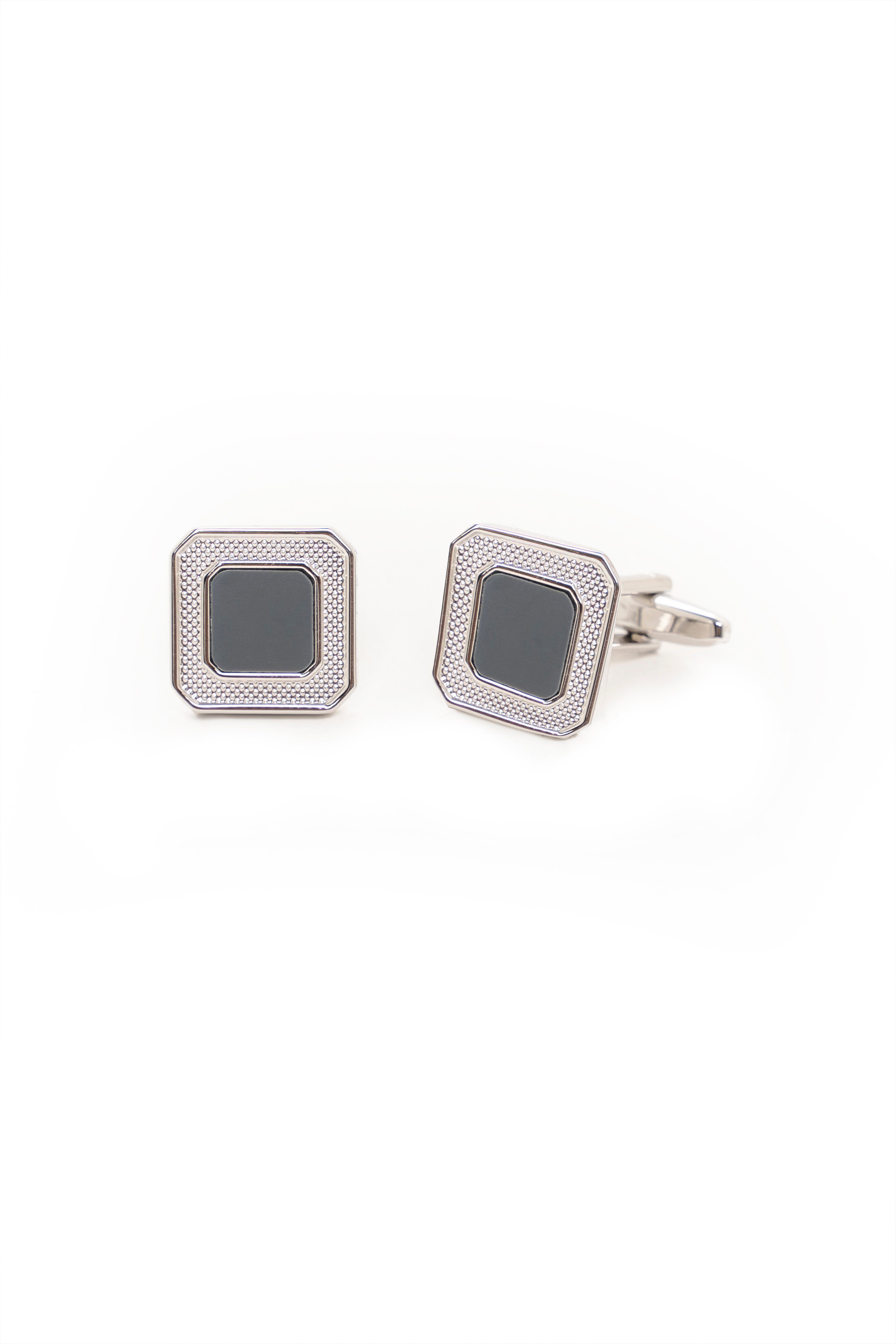 CUFFLINKS
