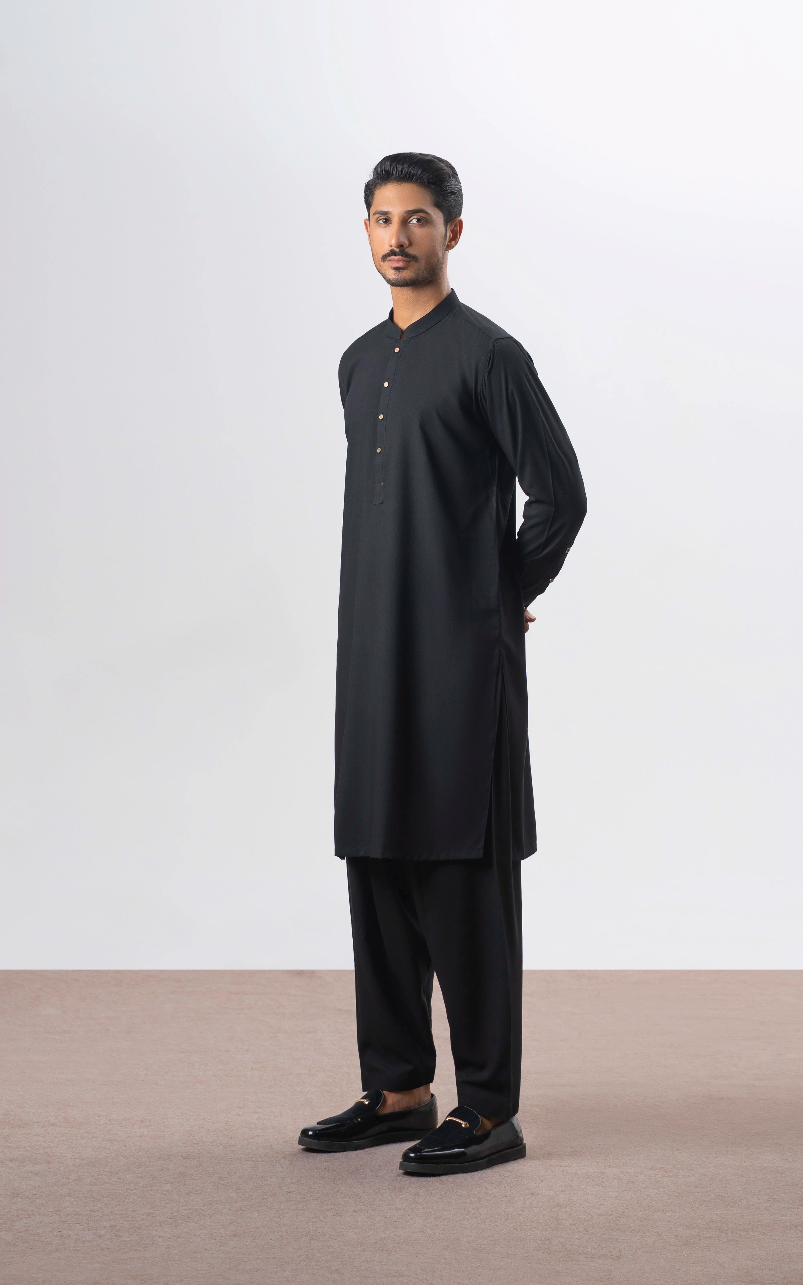 TEXTURED BLENDED KAMEEZ SHALWAR | SIGNATURE COLLECTION BLACK