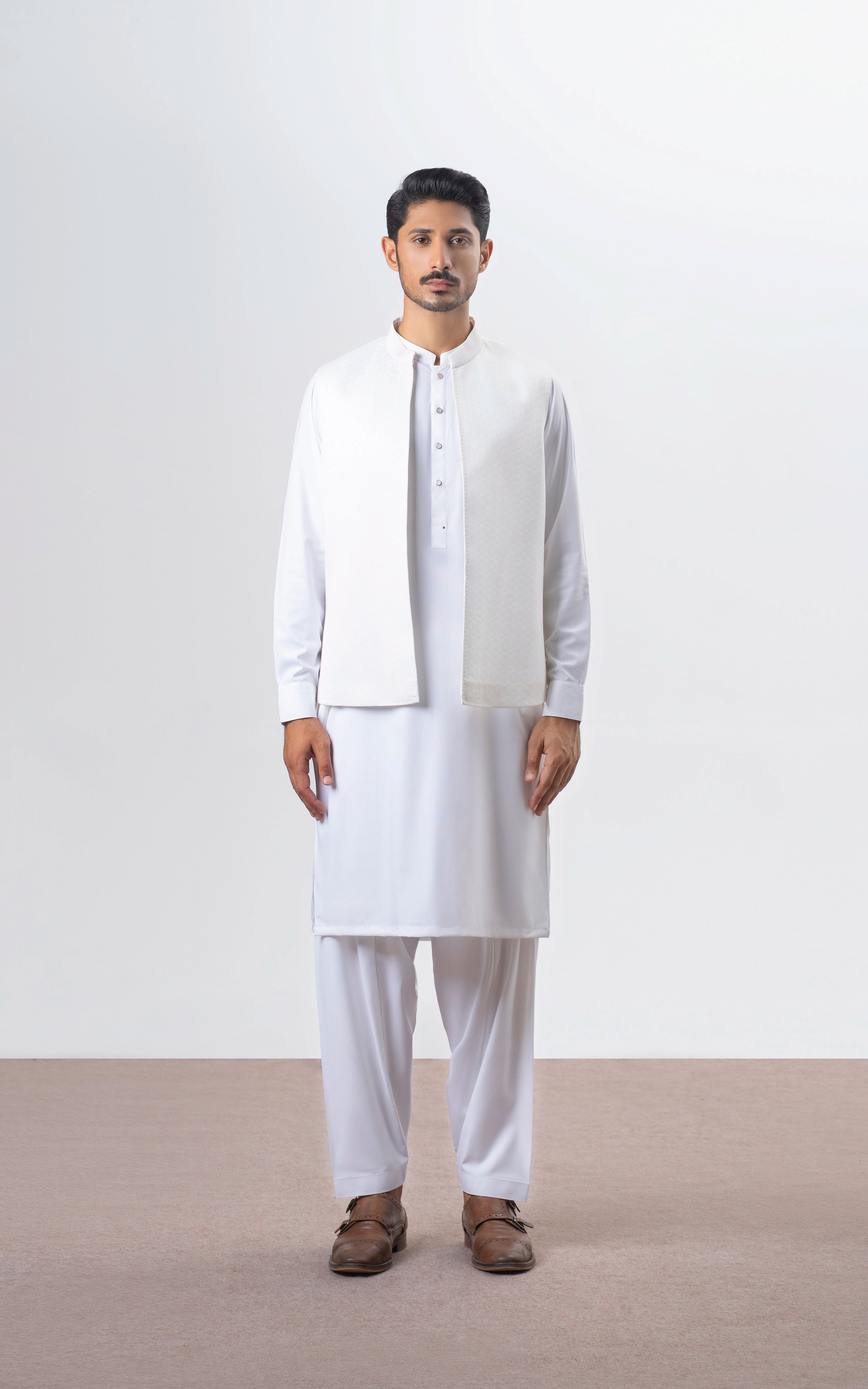 BLENDED TEXTURED WAISTCOAT | PREMIUM COLLECTION WHITE