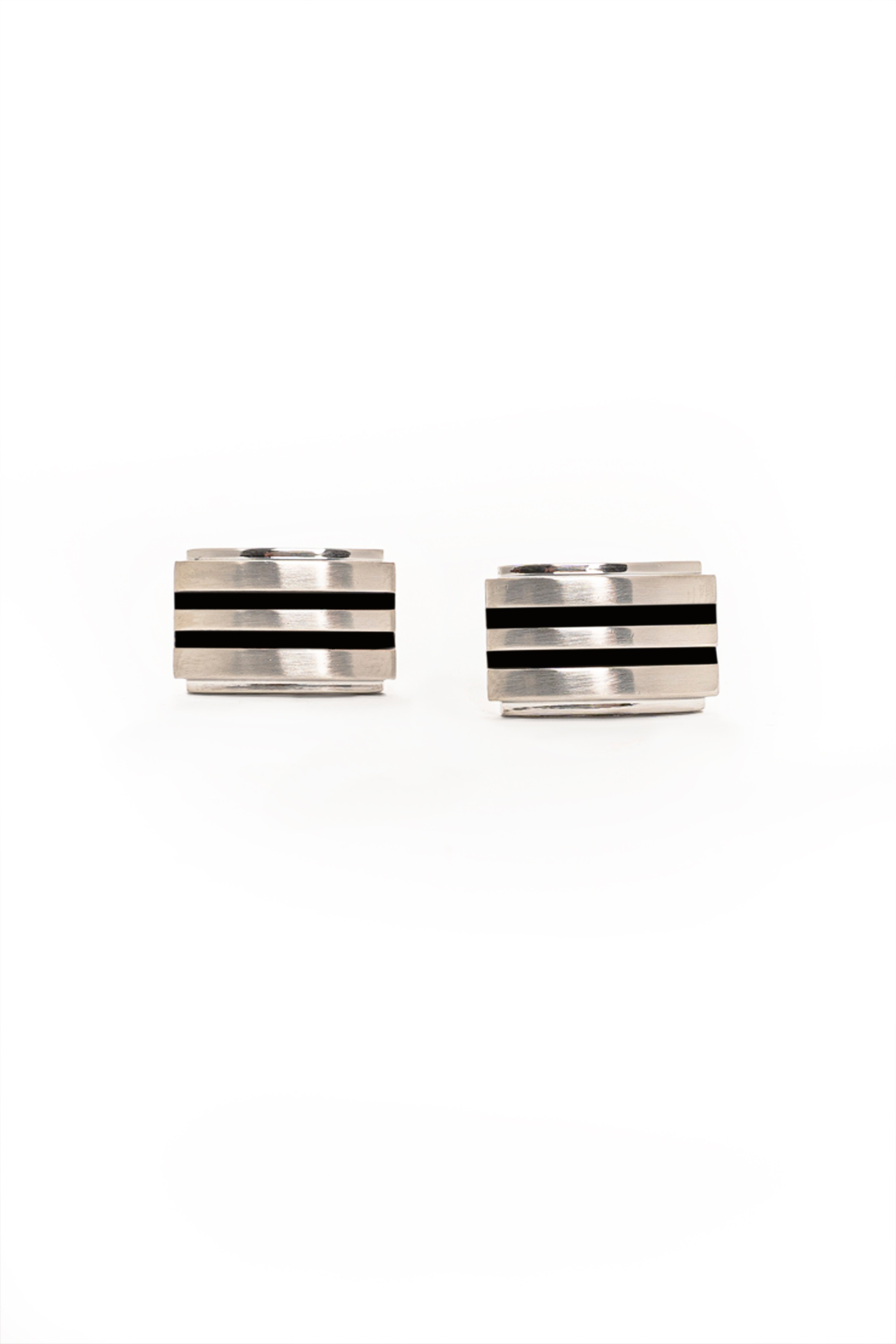 CUFFLINKS