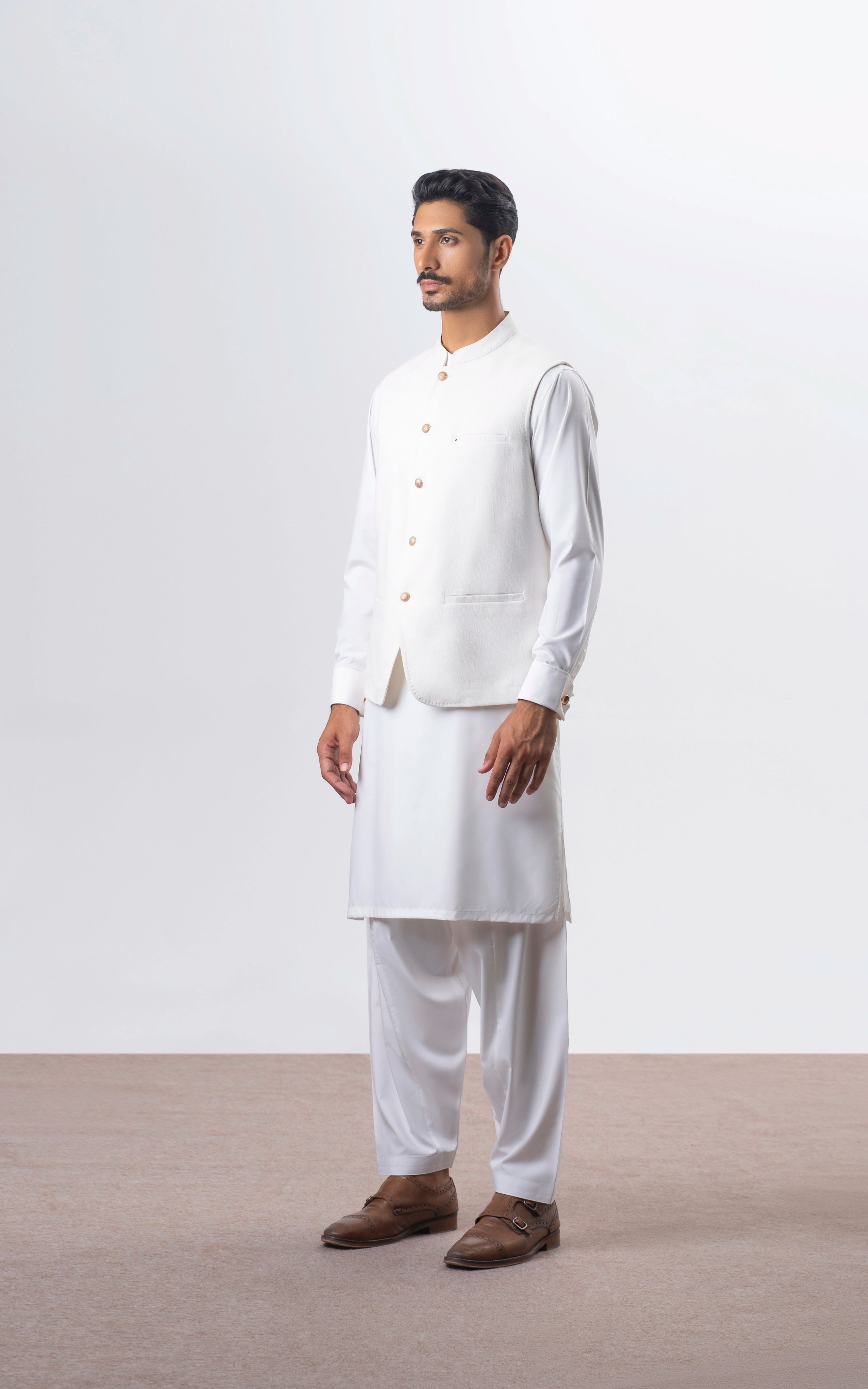 BLENDED TEXTURED WAISTCOAT | PREMIUM COLLECTION OFF WHITE