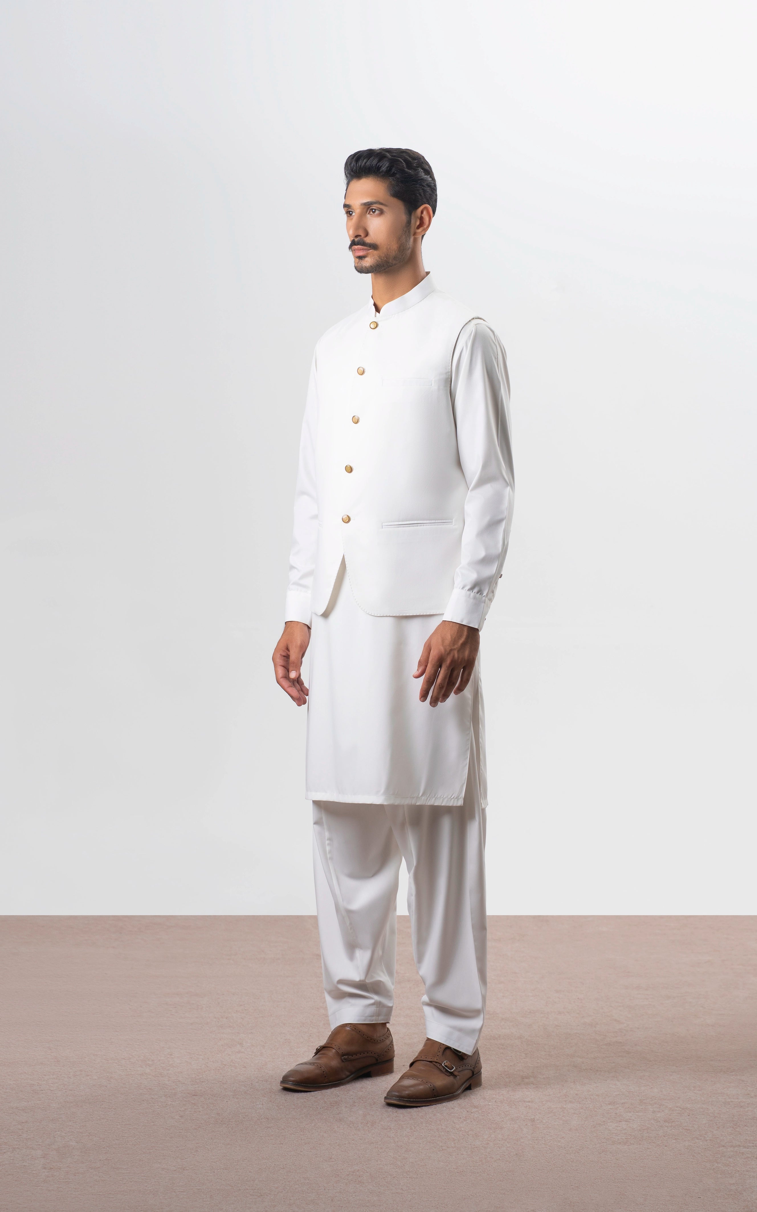 BLENDED TEXTURED WAISTCOAT | SIGNATURE COLLECTION OFF WHITE