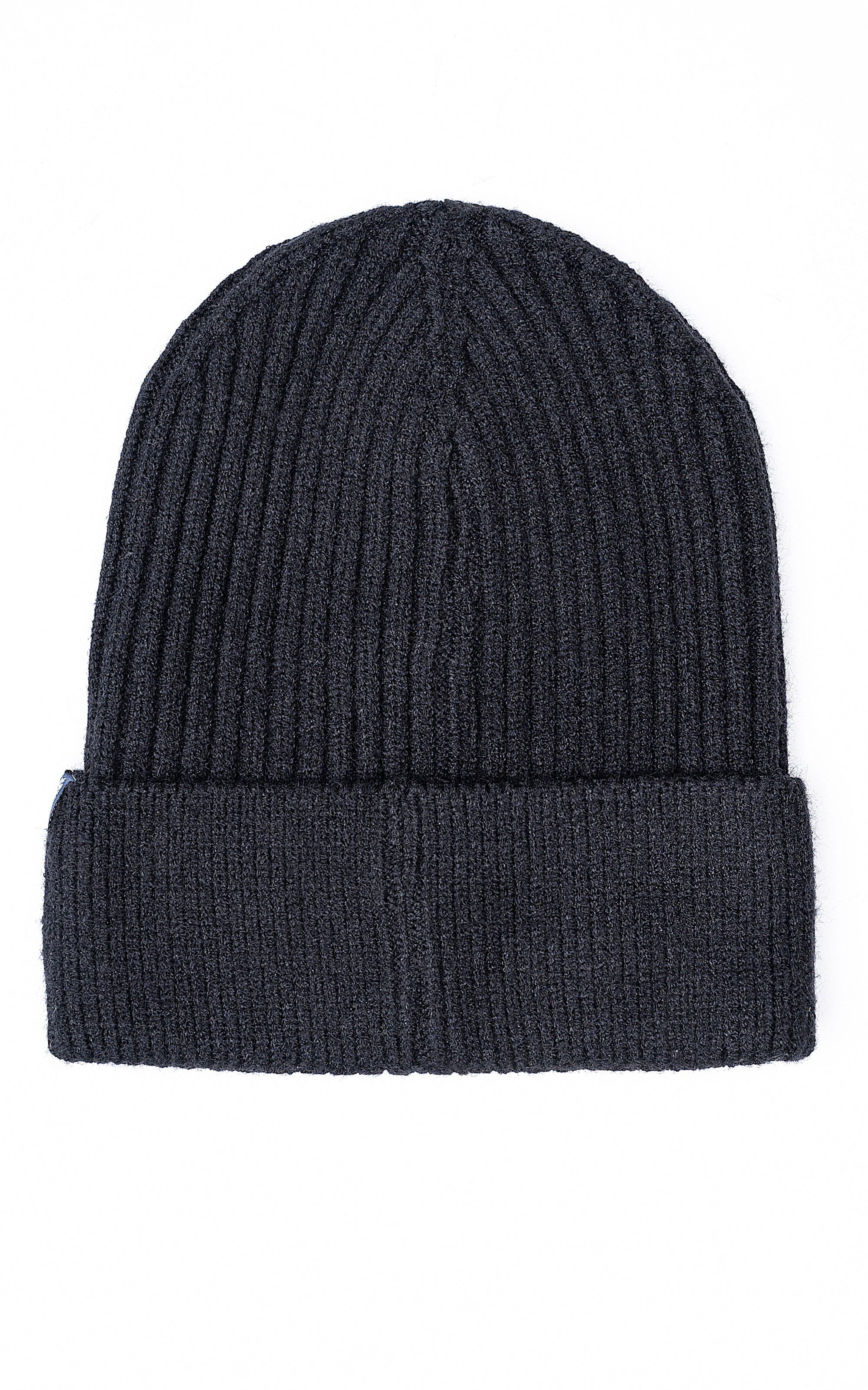 Wool cap in dark knit with ribbed crown and folded cuff, side view