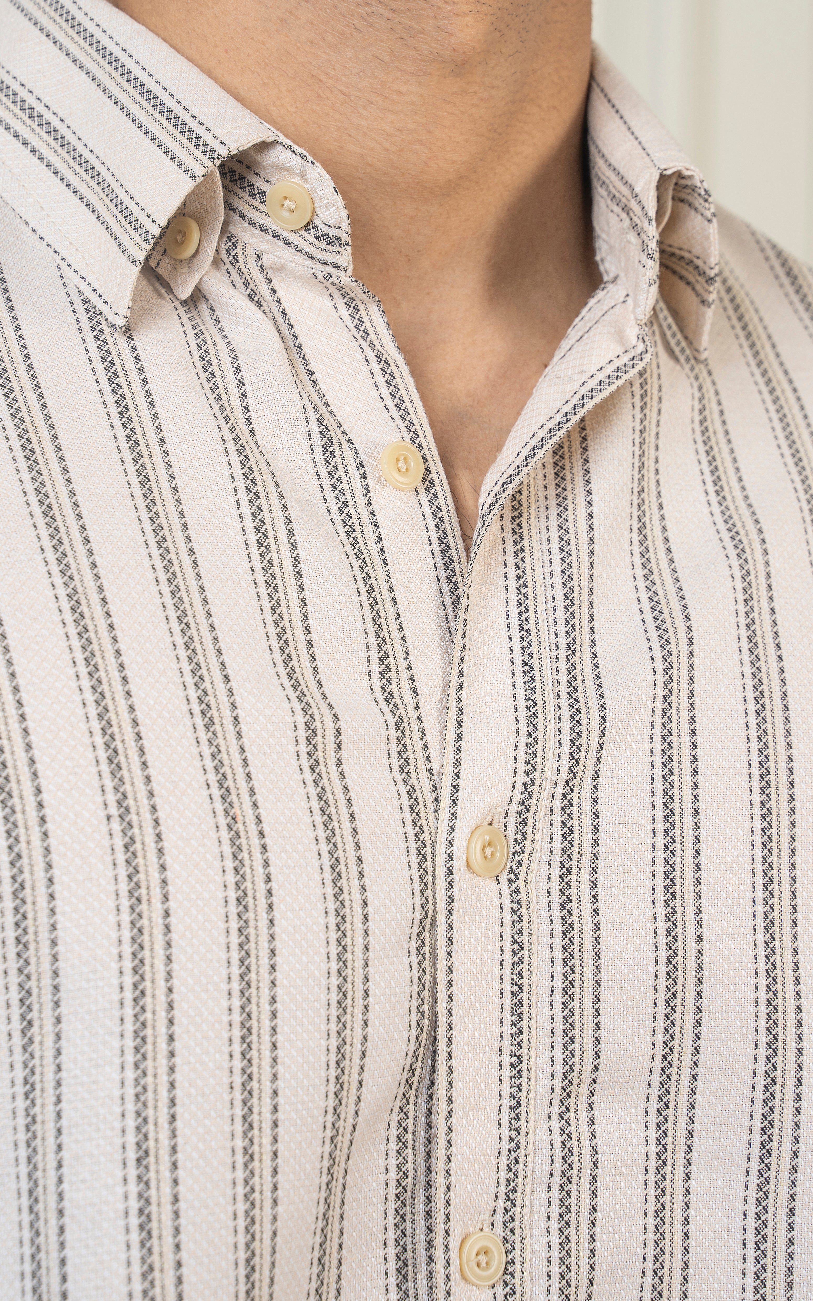 REGULAR COLLAR SHIRT BEIGE