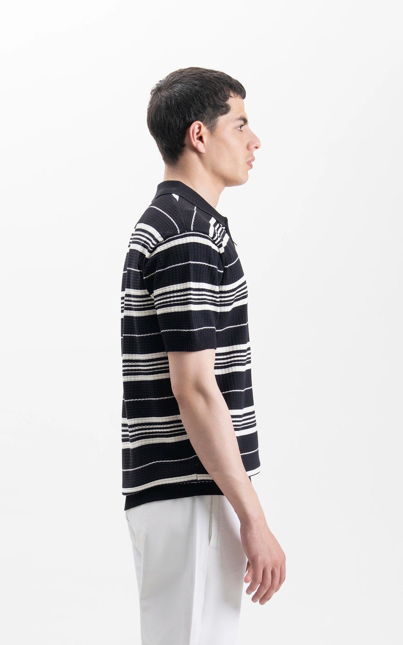 SWEATER KNIT HORIZONTAL STRIPED POLO SHIRT BLACK
