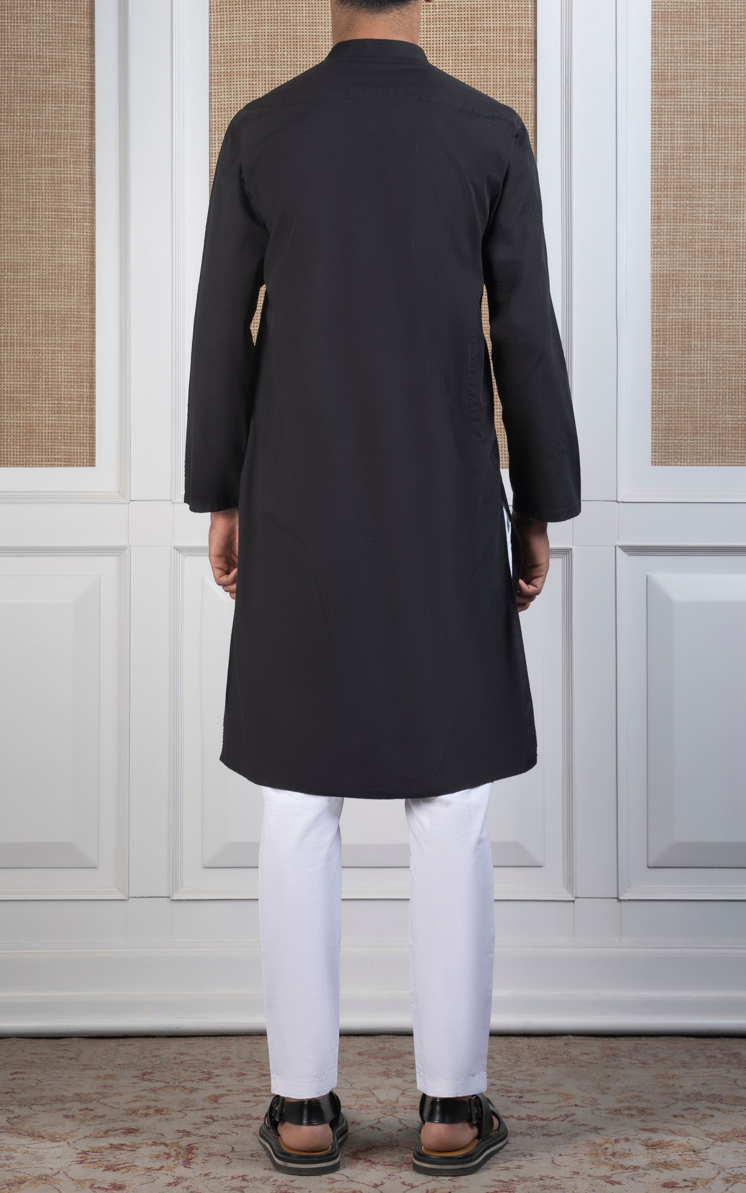 SPRAY EMBROIDERED KURTA- SIGNATURE COLLECTION BLACK