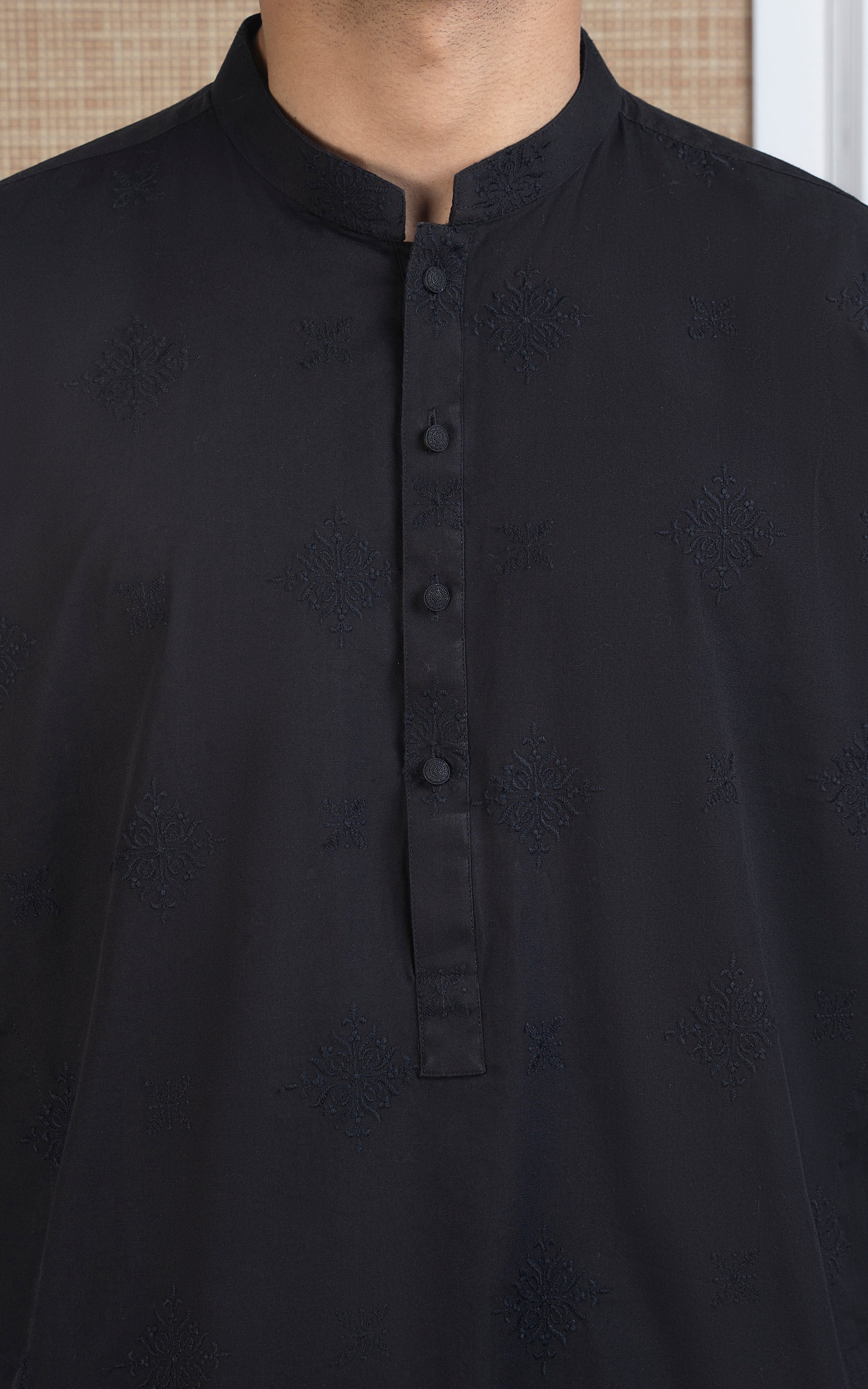 SPRAY EMBROIDERED KURTA- SIGNATURE COLLECTION  BLACK