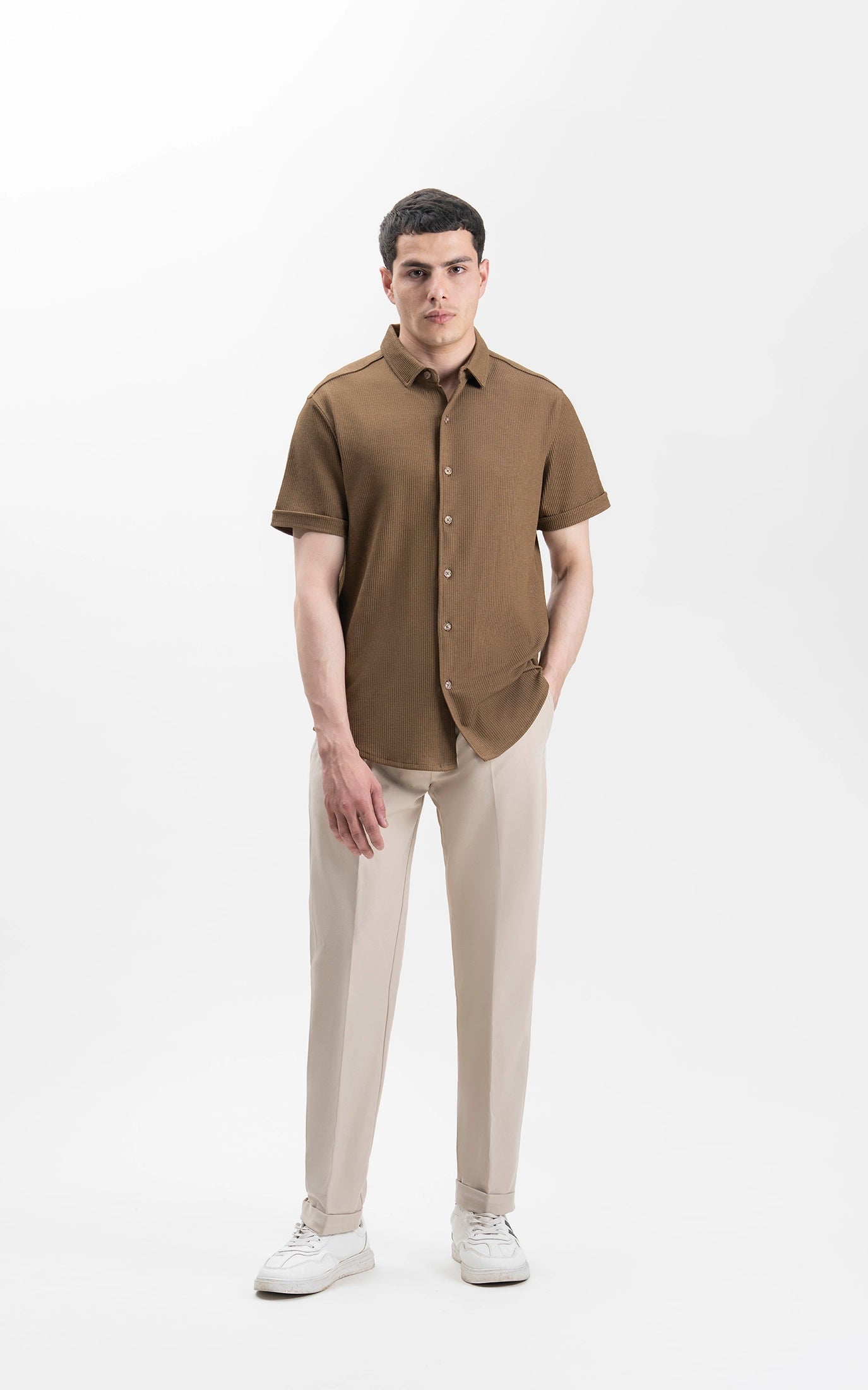 SELF JACQUARD STRIPED SMART FIT SHIRT BROWN