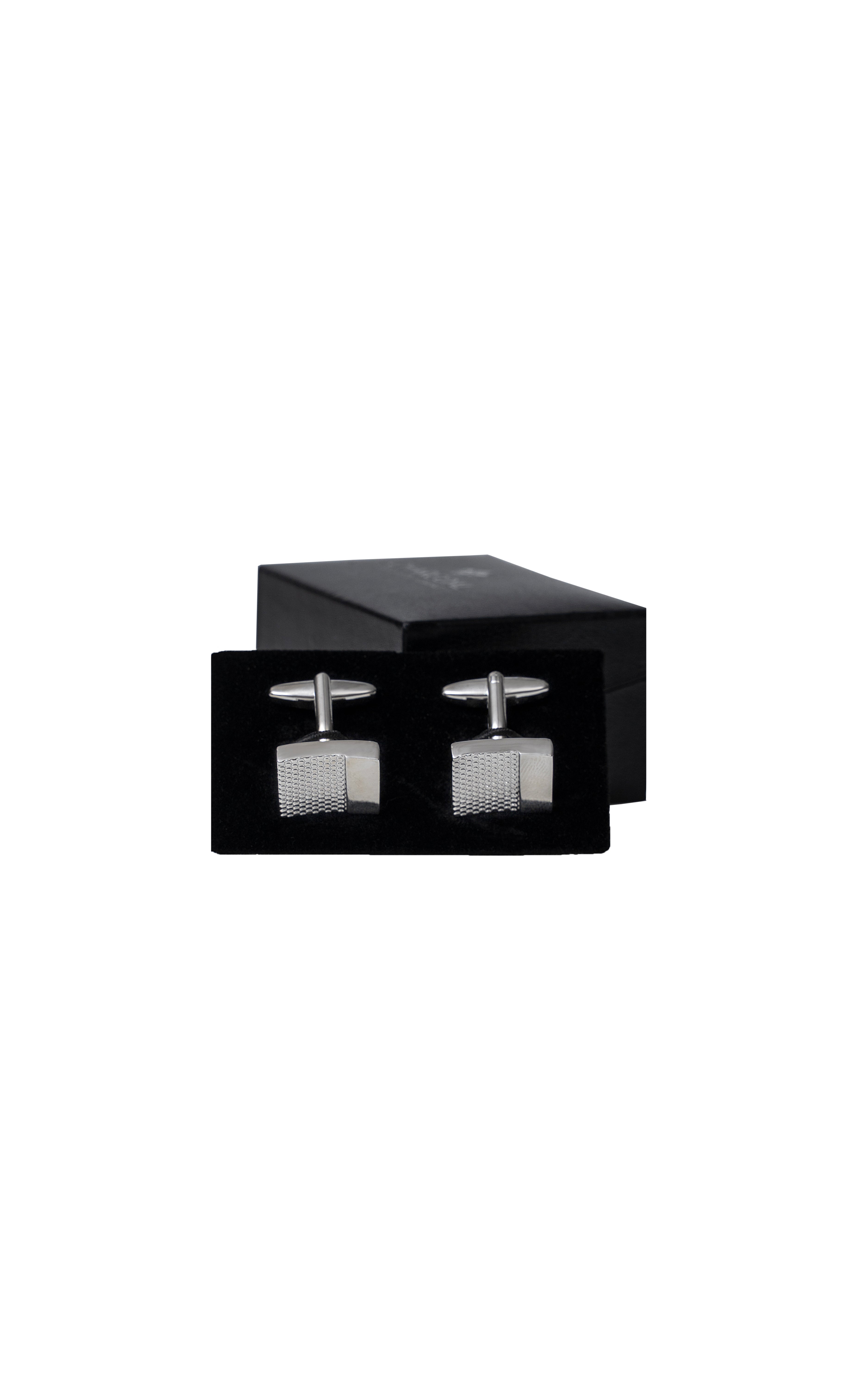 CUFFLINKS
